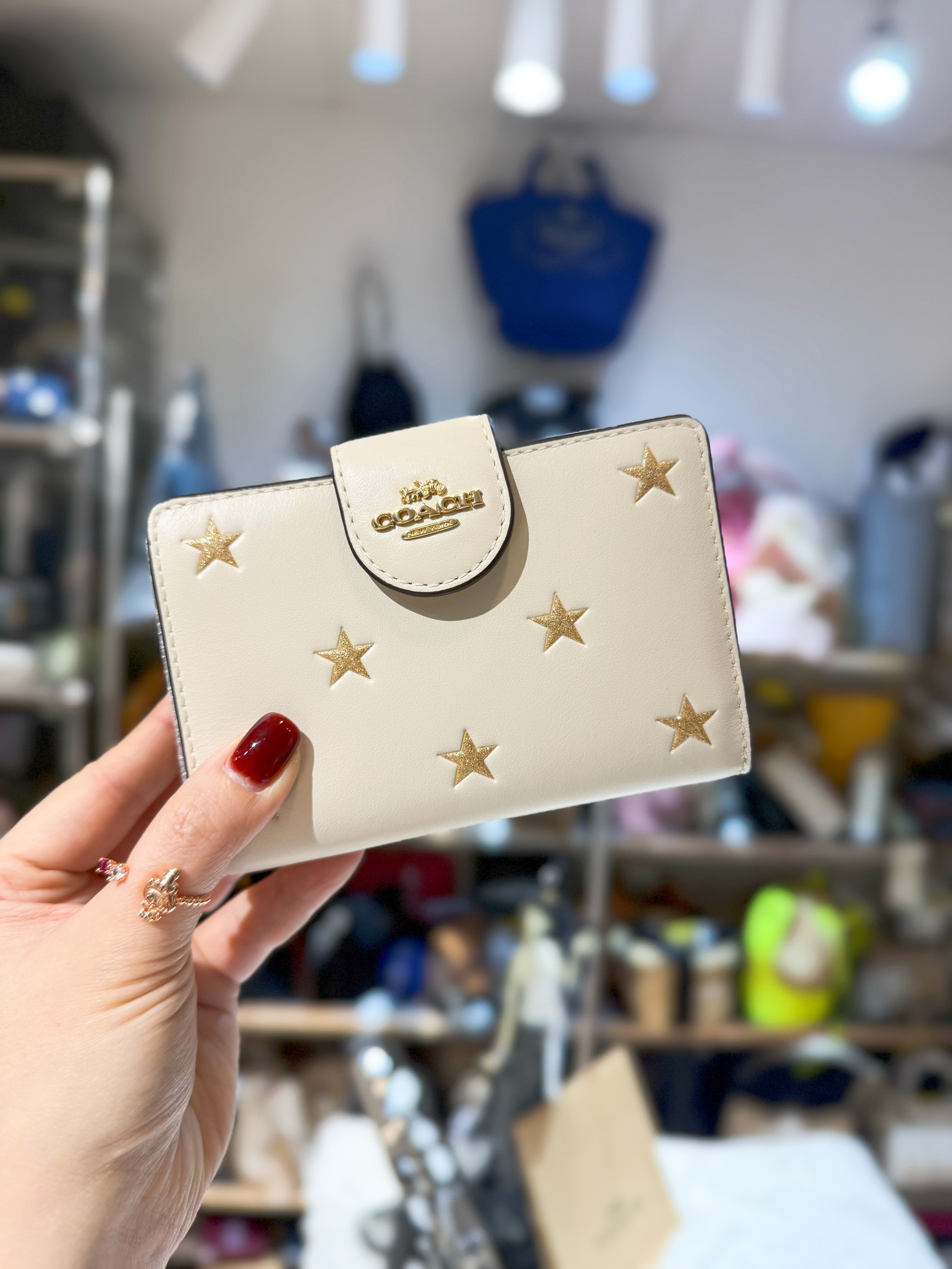 Coach medium wallet white/star