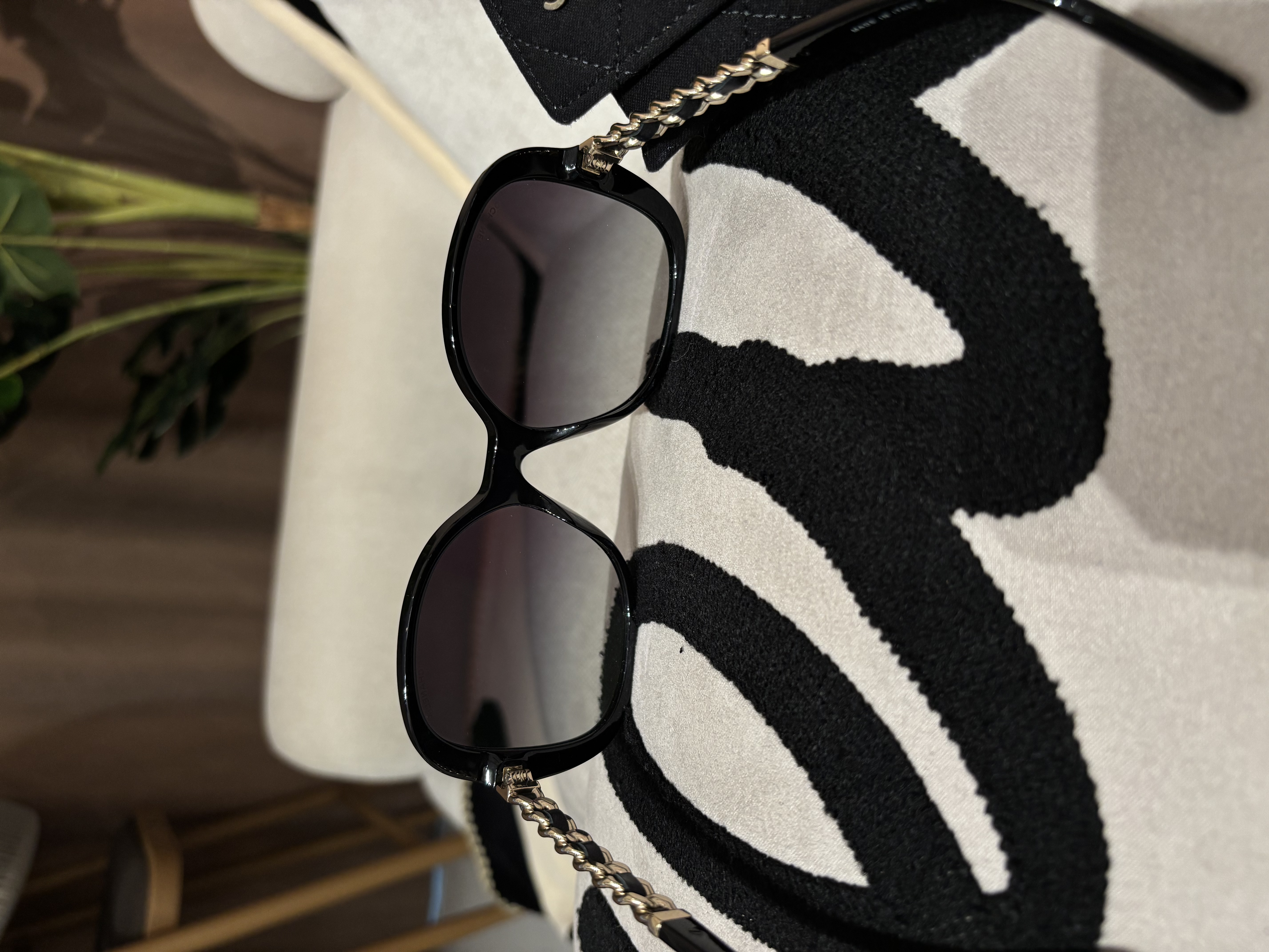 未使用品 Chanel sunglasses 5470 100%Authentic, unused 未使用品 ✅收據副本✅Box