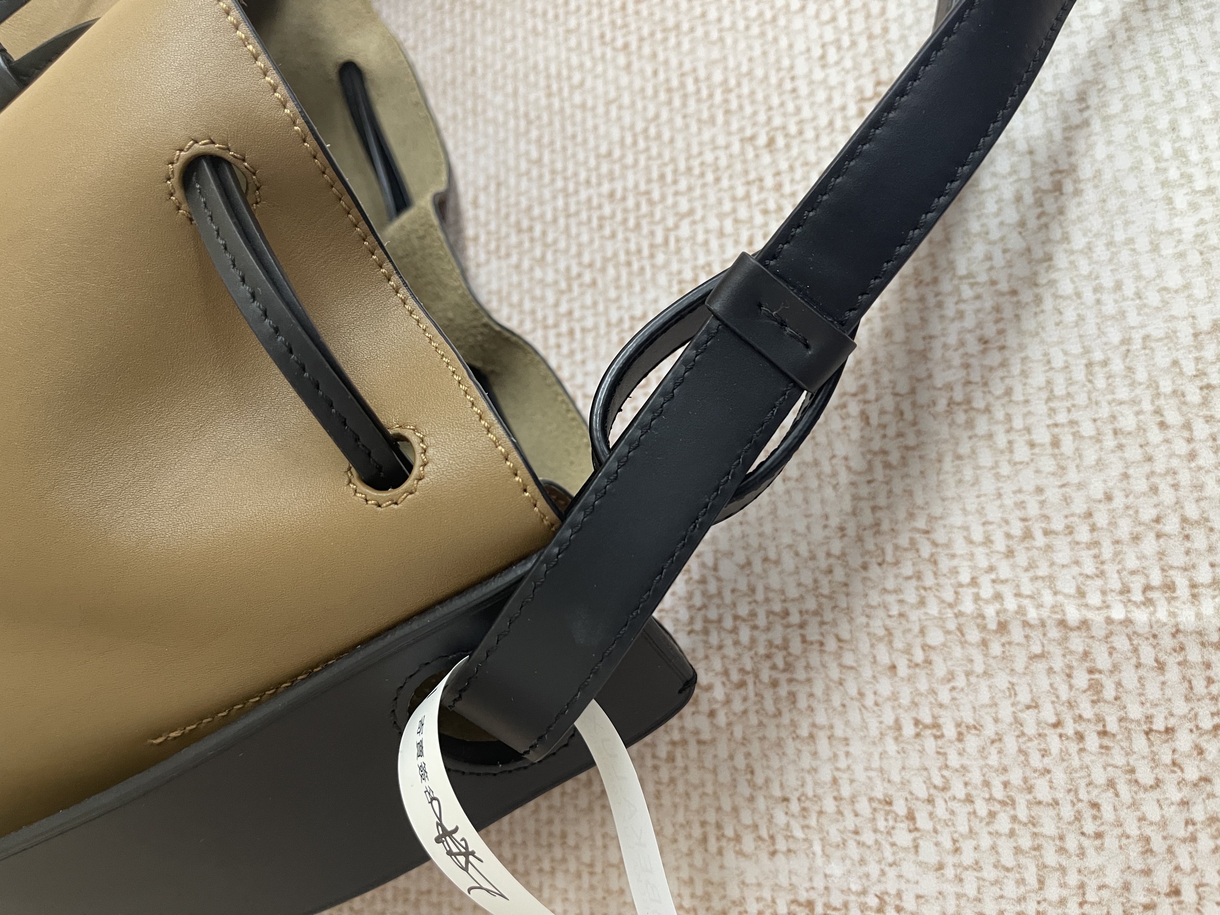 Pre-owned Loewe Balloon Bag/ Product Code: 26022801