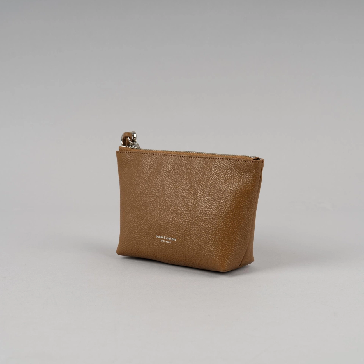 【收納包】 預訂_Stand Pouch S By Bucks & leather