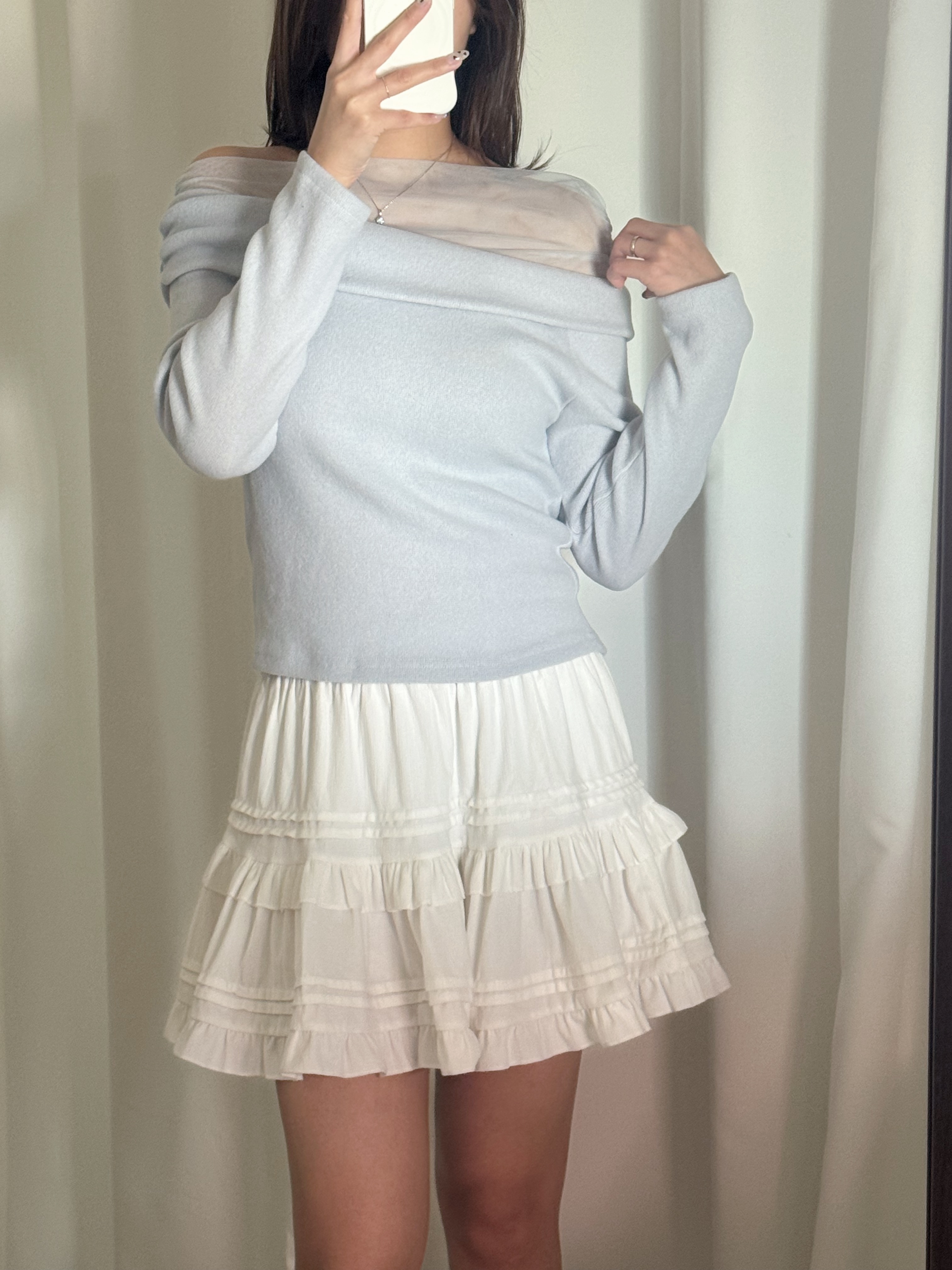 [仙氣100分!]公主透紗柔軟一字肩上衣(四色入)