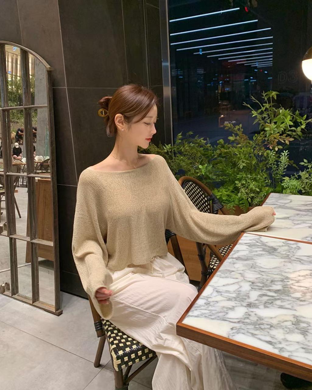 淨色大領針織Top