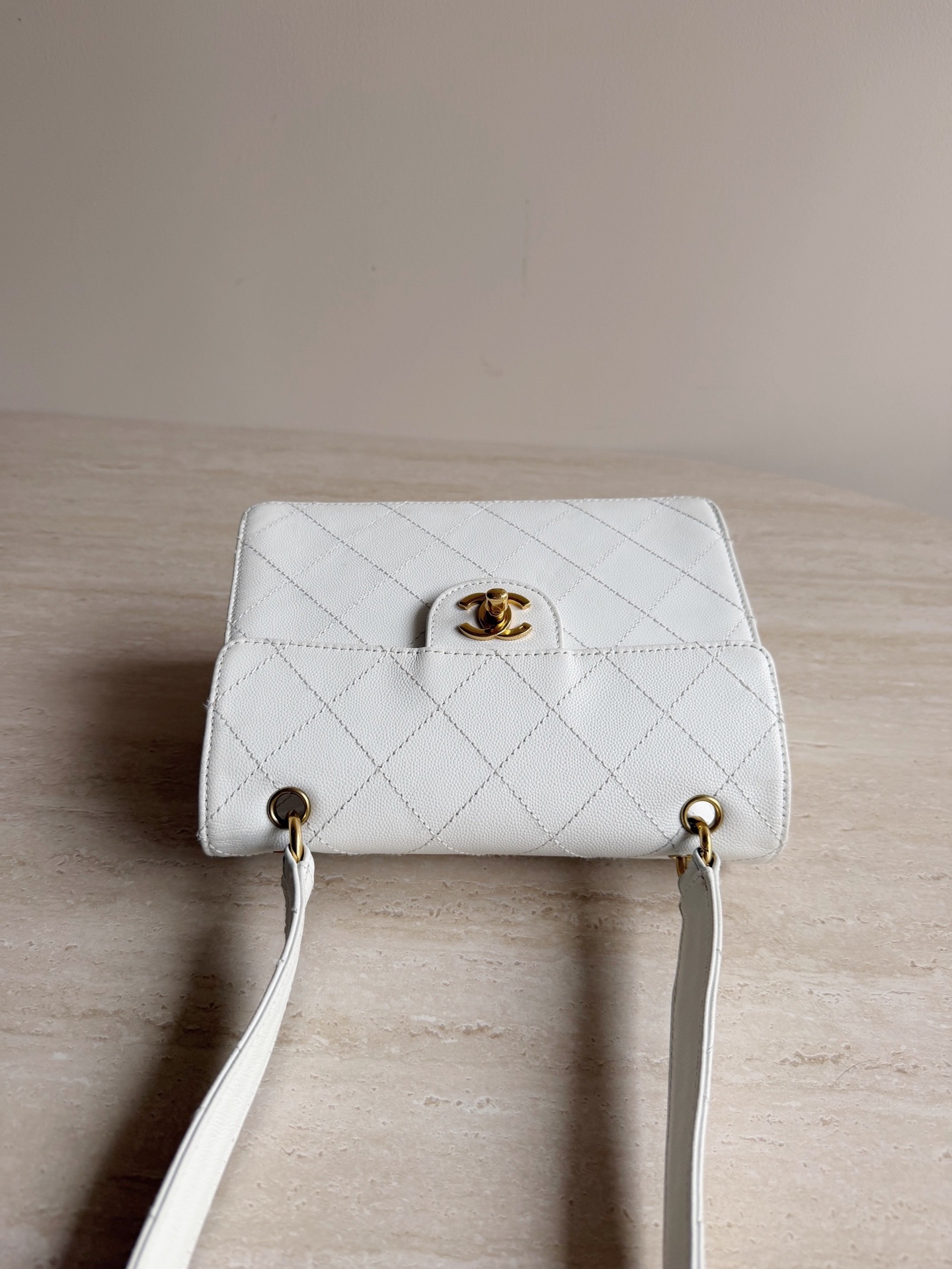 【預訂貨品】Chanel中古白色CF Kelly