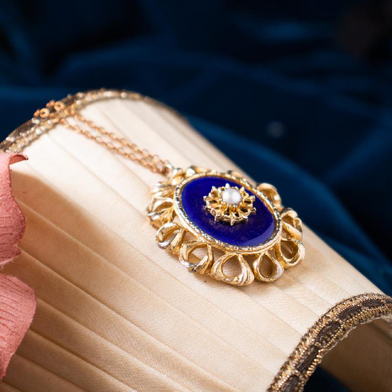 British Victorian Revival Blue Enamel and Faux Pearl Necklace (AC154)