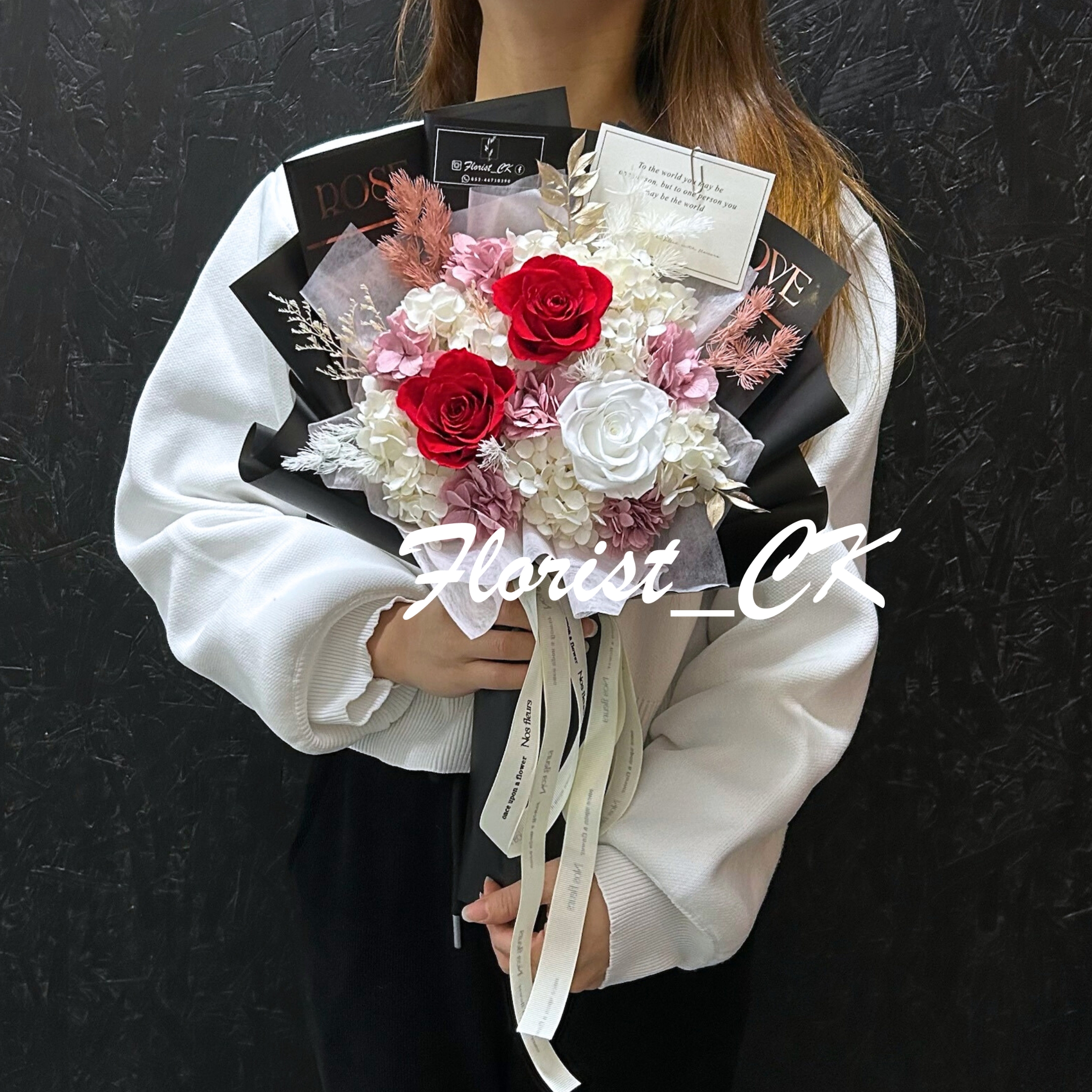 Scarlet & Snow｜永生玫瑰花束  (3 朵 / 6 朵 / 9 朵 / 12 朵； 預訂款)