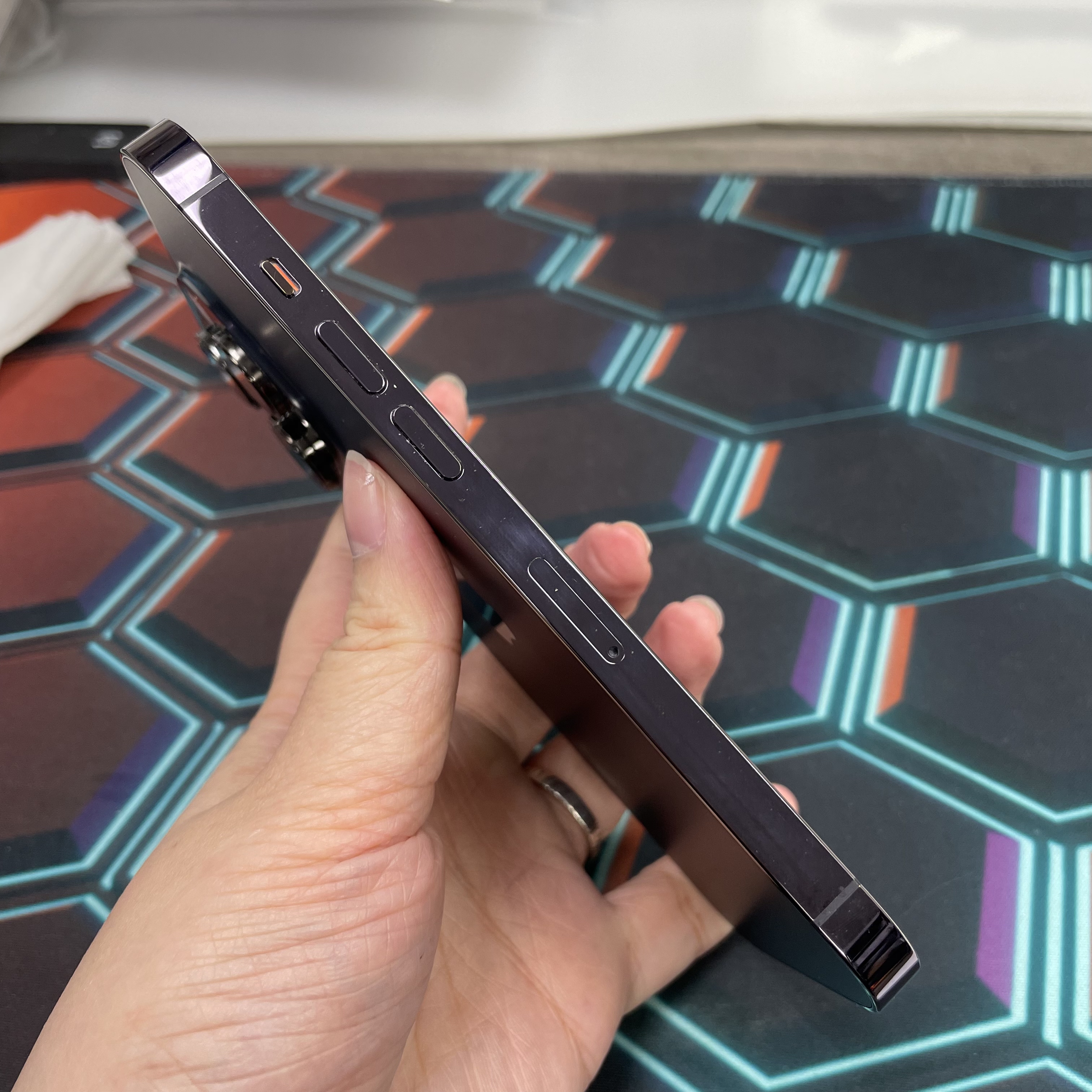 *7983 14 pro 完美機256GB 電71 紫色 purple