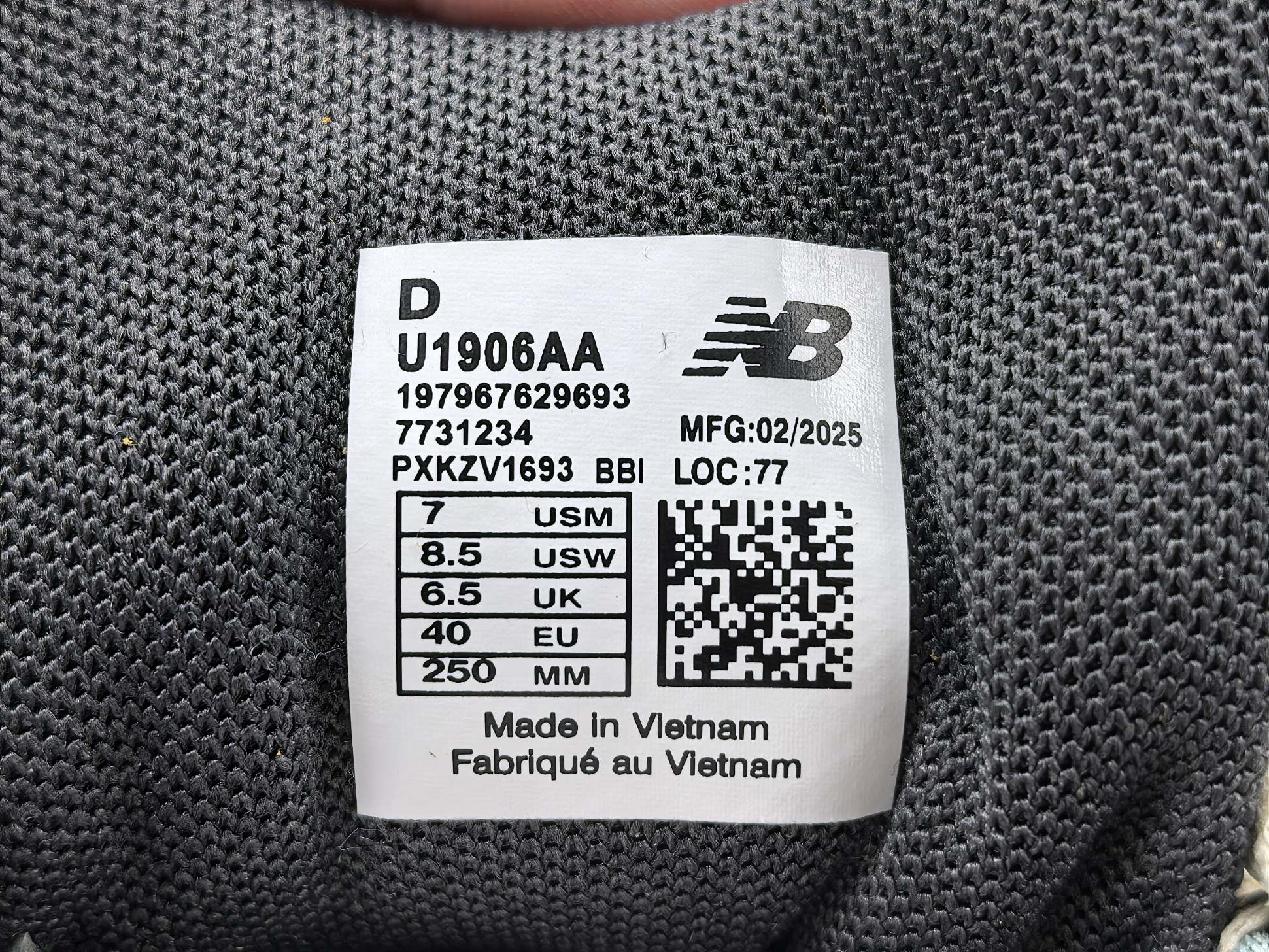 New Balance 1906A U1906AA