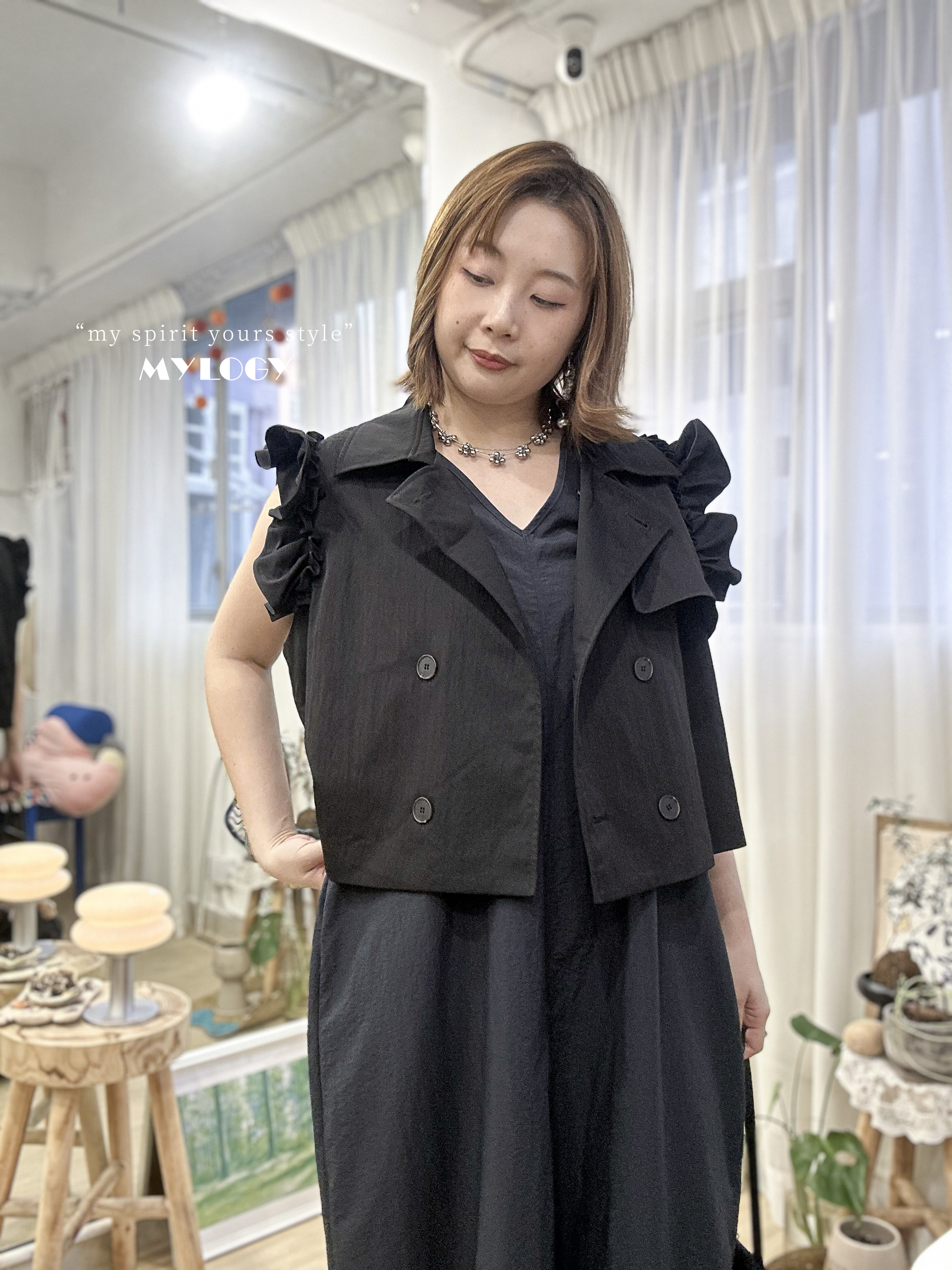 <wk自留隱藏單品> Ruffle袖背心外套 MIE0004 - 黑色 Black