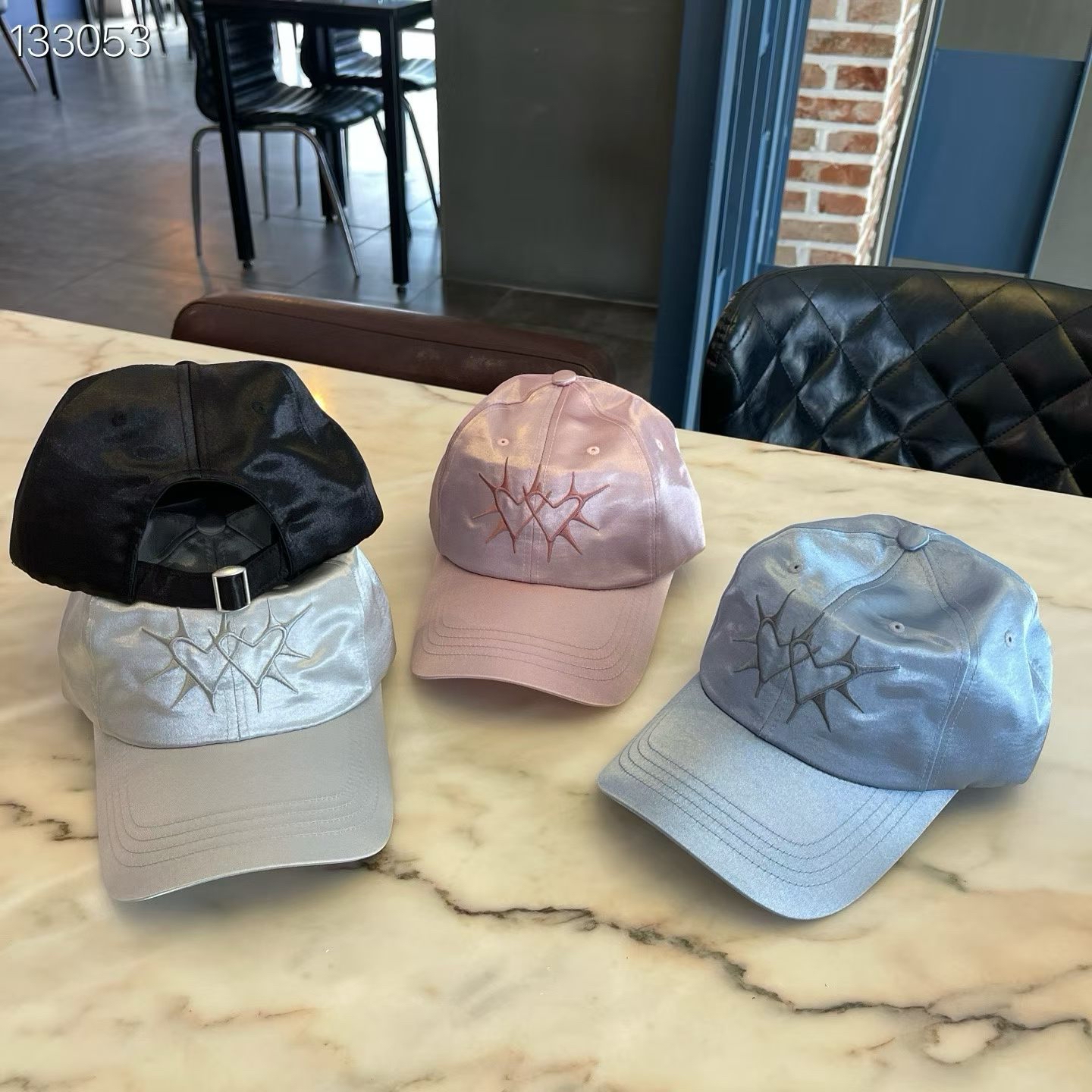 LY2 亮面愛心刺繡棒球帽 