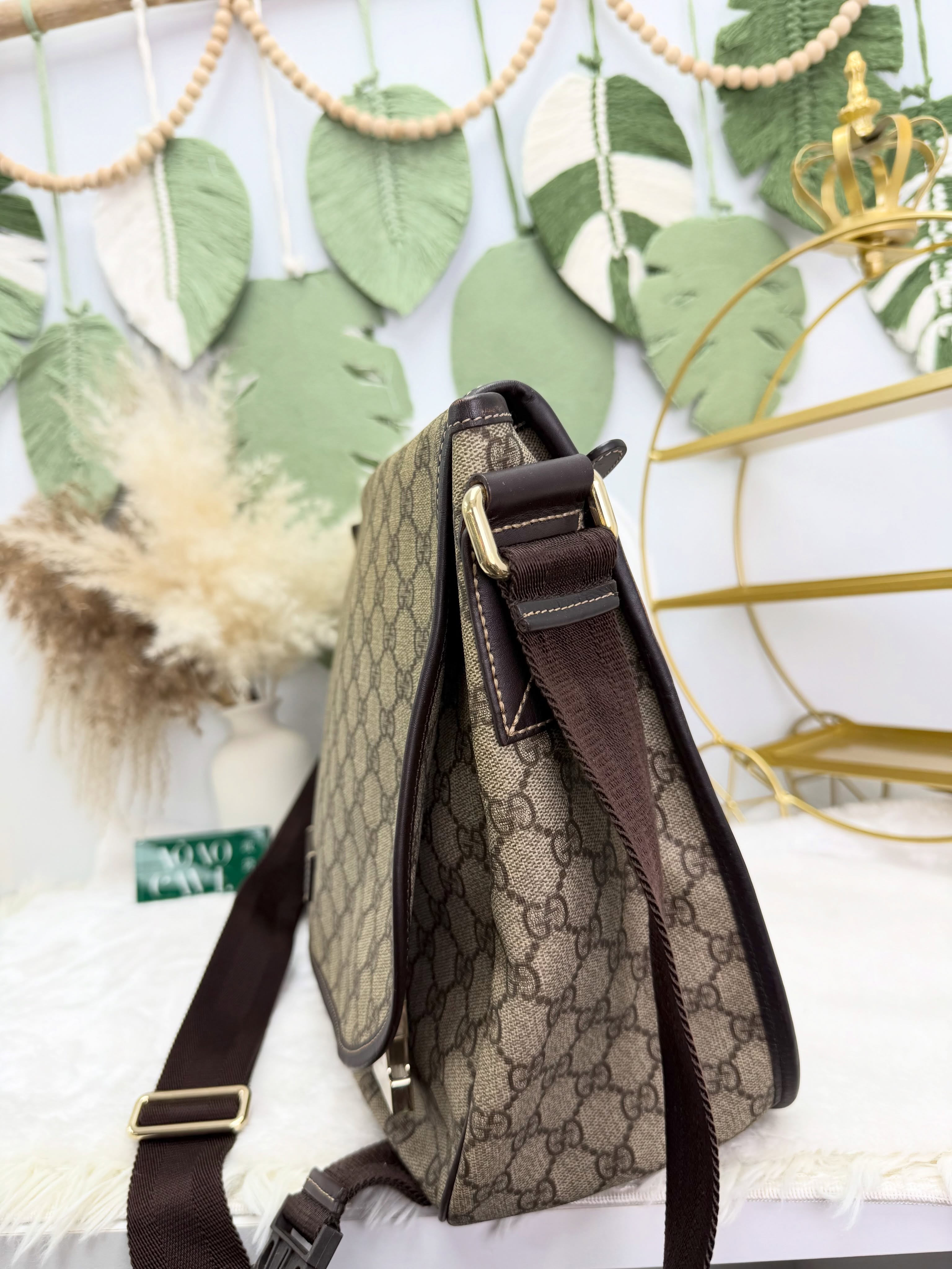 Gucci 👜 PRE OWNED 🛍️老花郵差包 有塵袋💼