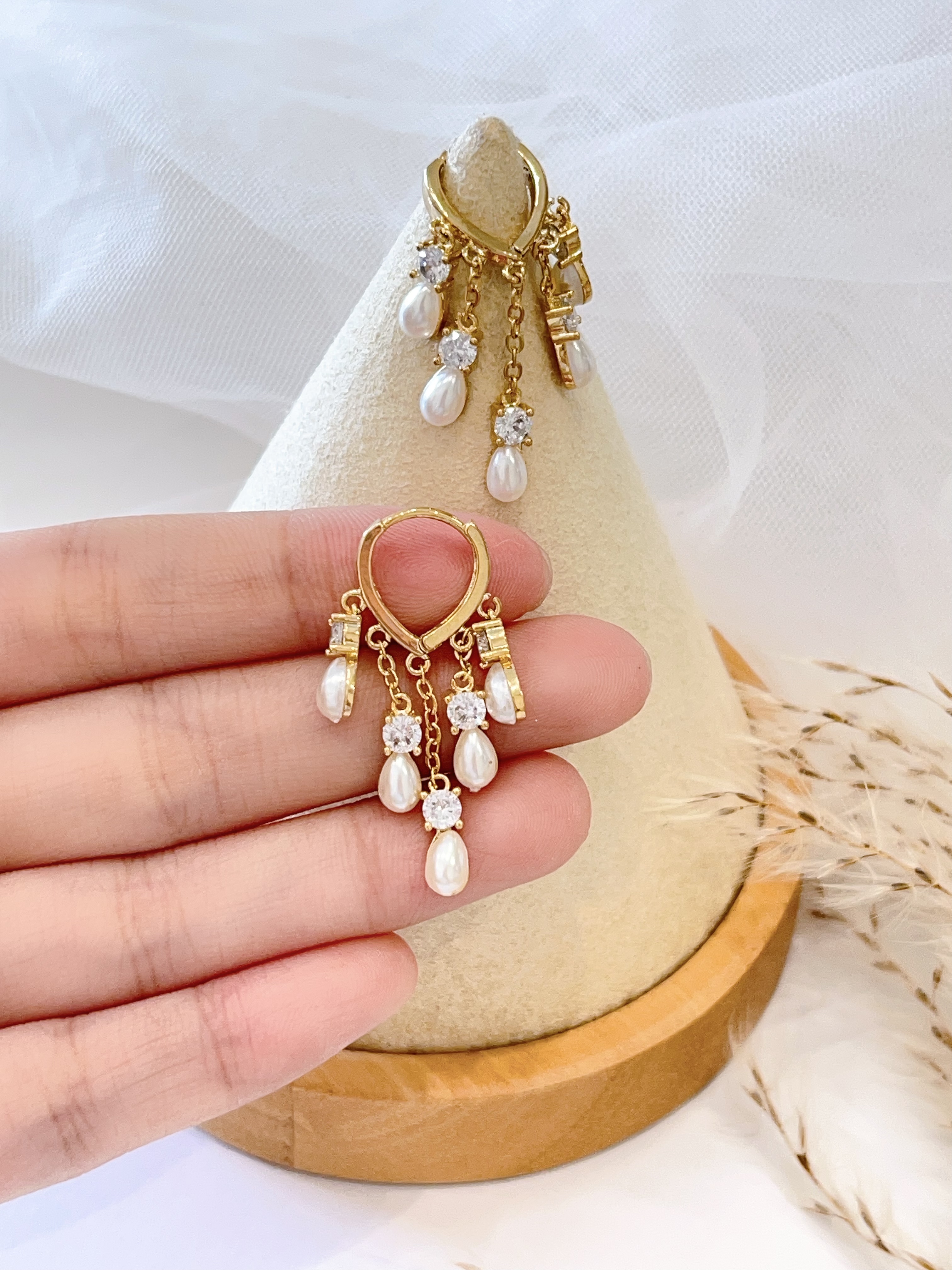 珍珠水滴锆石拼接爱心耳扣