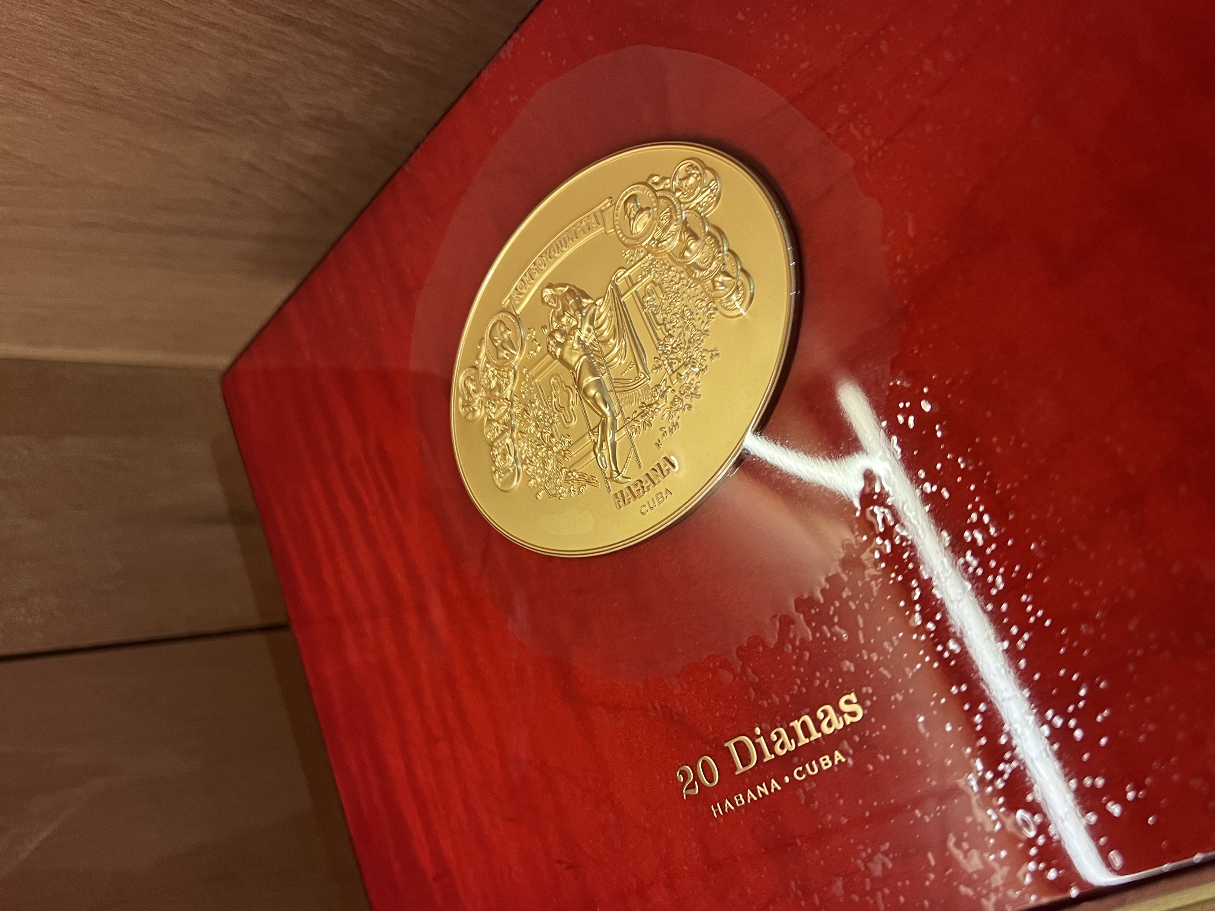 ROMEO Y JULIETA羅密歐戴安娜保濕盒 （20支）