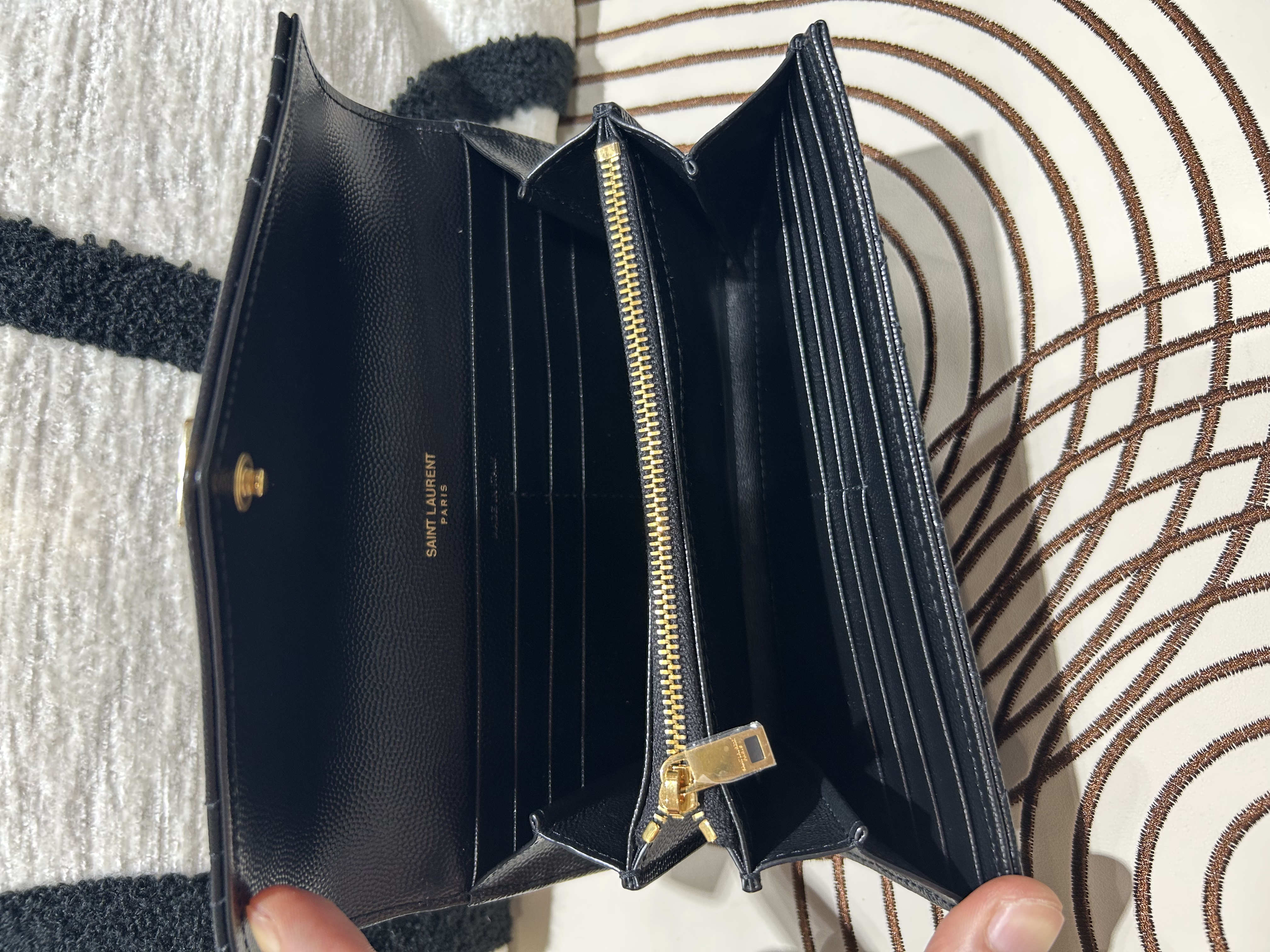 未使用品 YSL YVES SAINT LAURENT I Envelope Long Wallet 黑色顆粒紋牛皮長銀包 100%Authentic, unused 未使用品  ✅box 