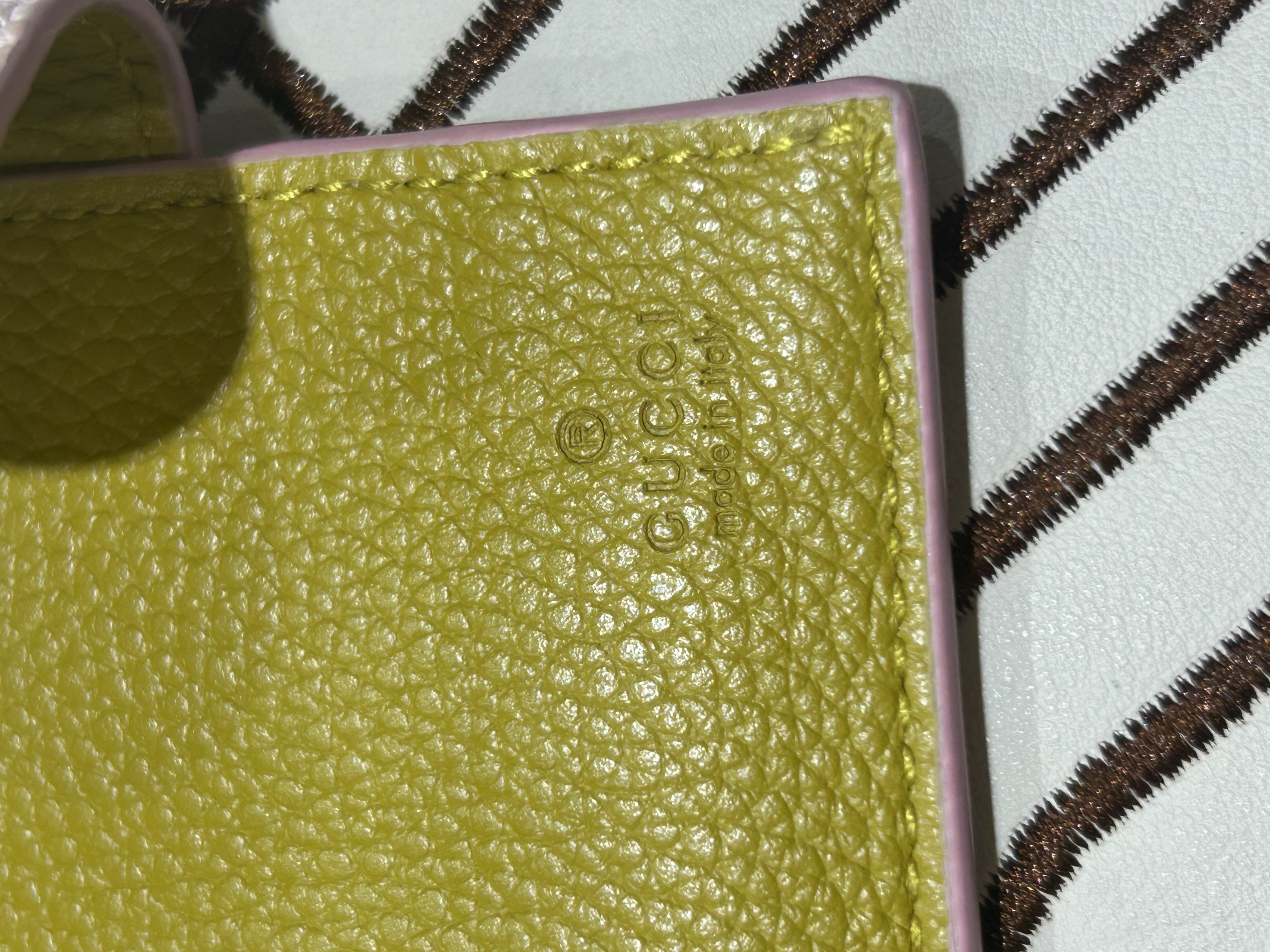 Gucci Card holder Calfskin 100%Authentic, 99%New ✅Dust bag