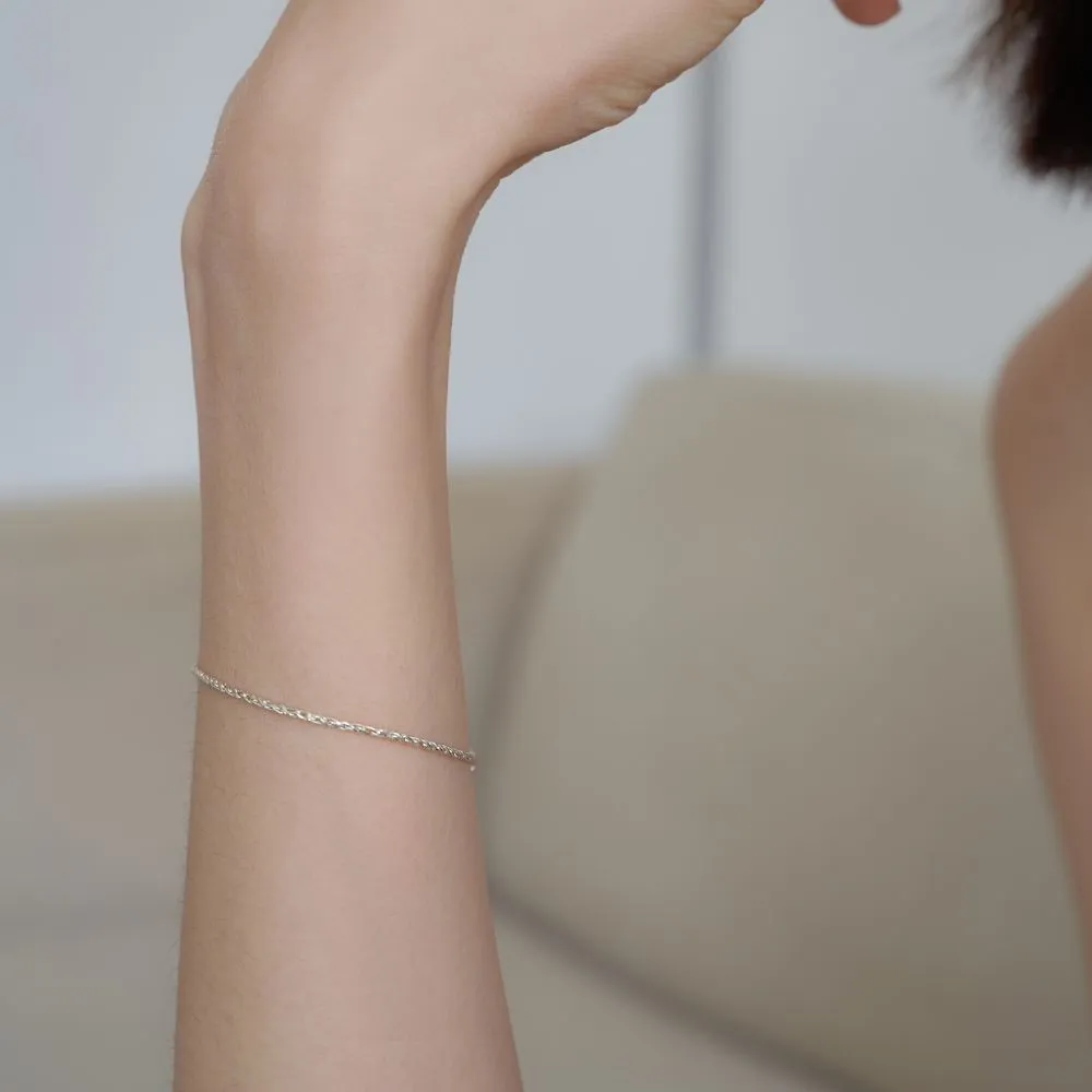 AUBE DE MOI | Twisted Chain Bracelet