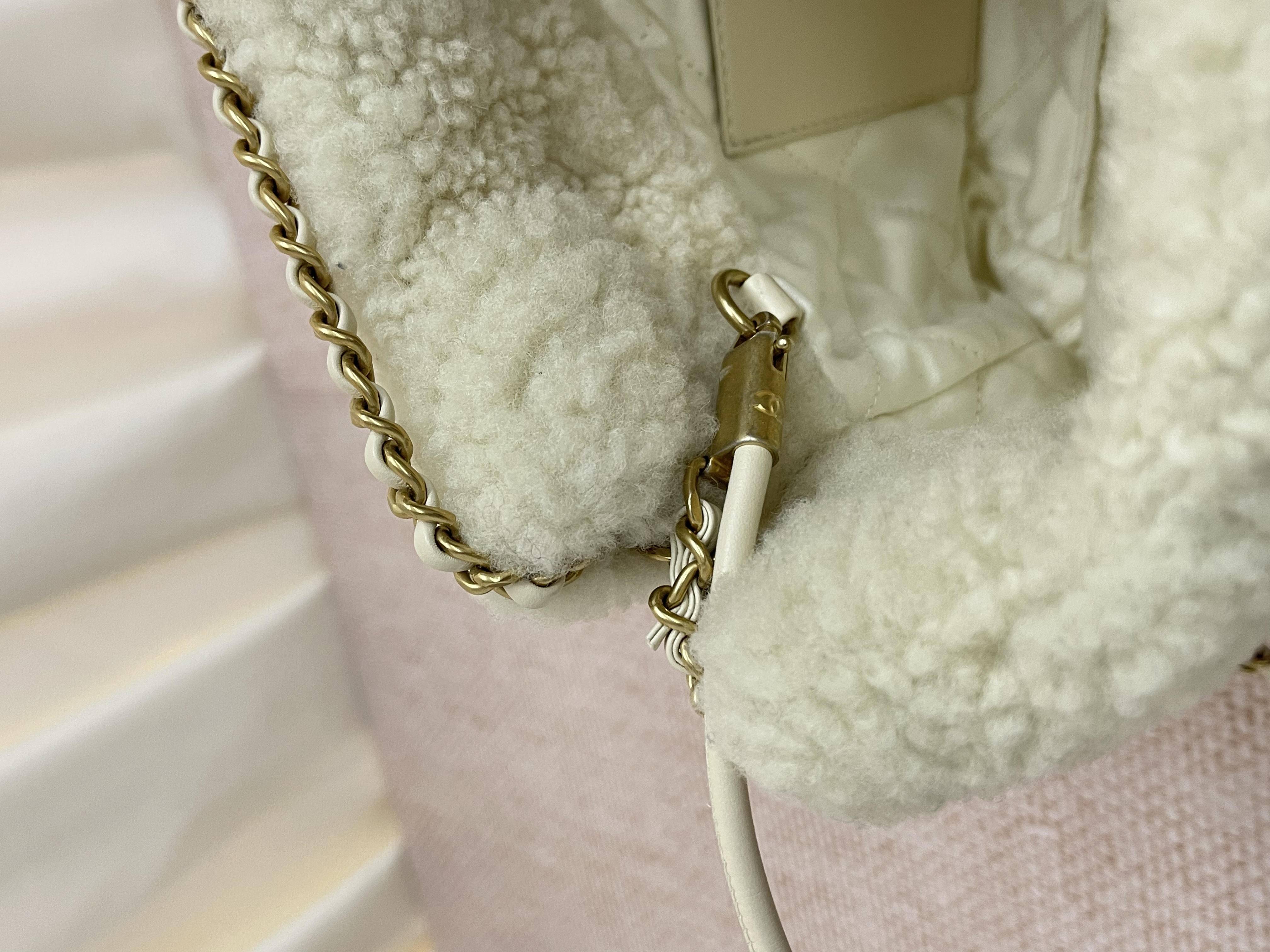 Pre-owned Chanel 22 Bag / Product Code: 26041519