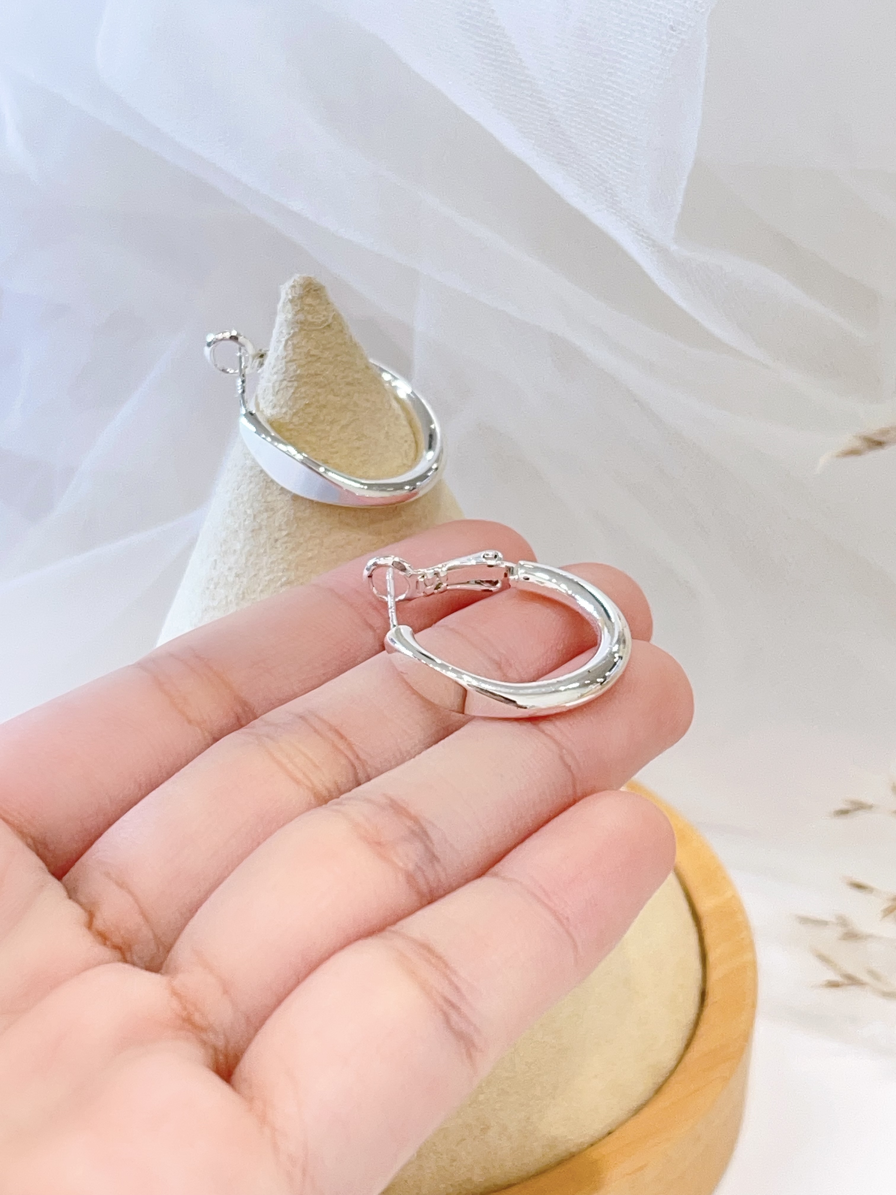 小切割设计素圈耳环