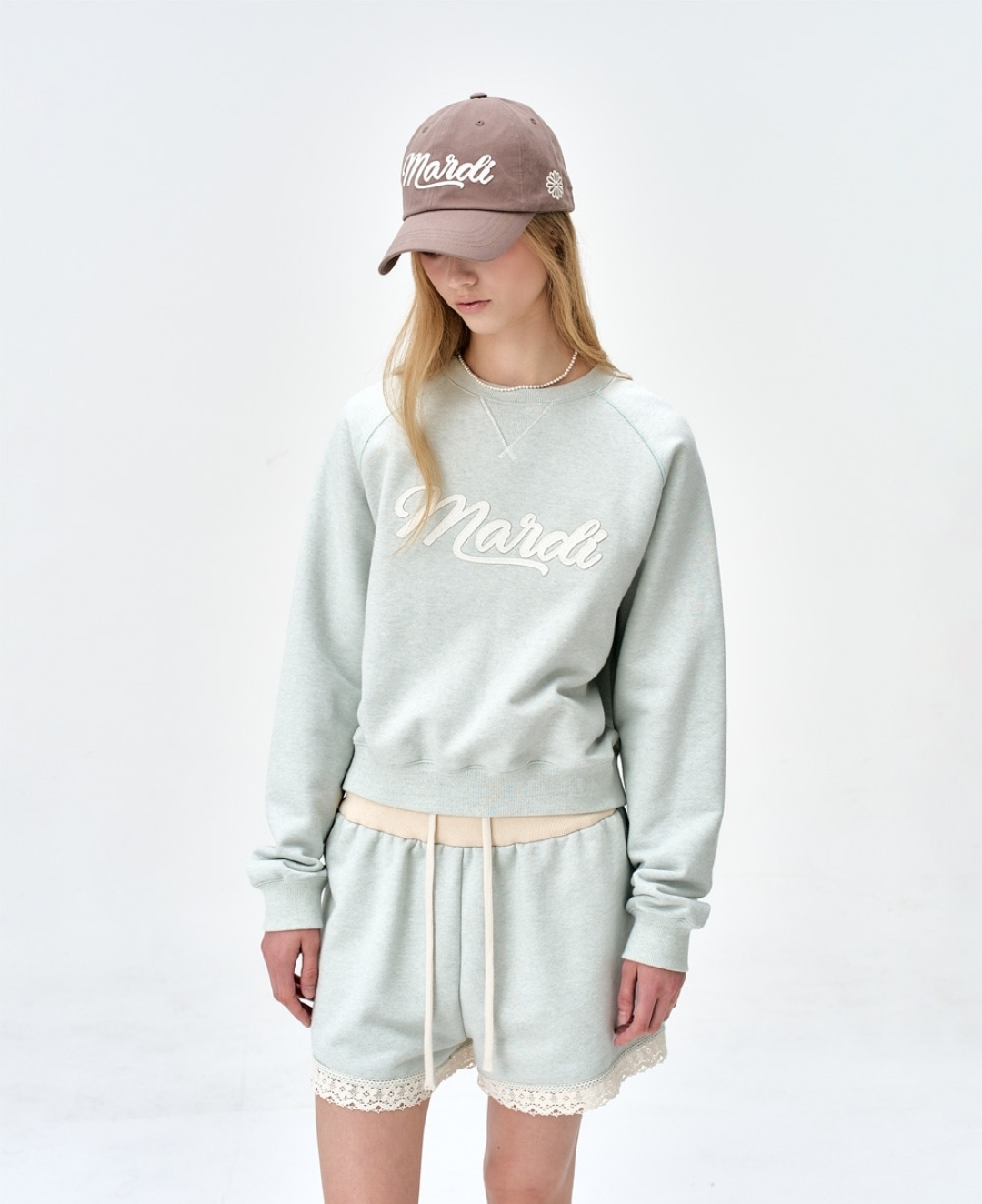 Mardi Mercredi Actif Vintage Logo Sweatshirt