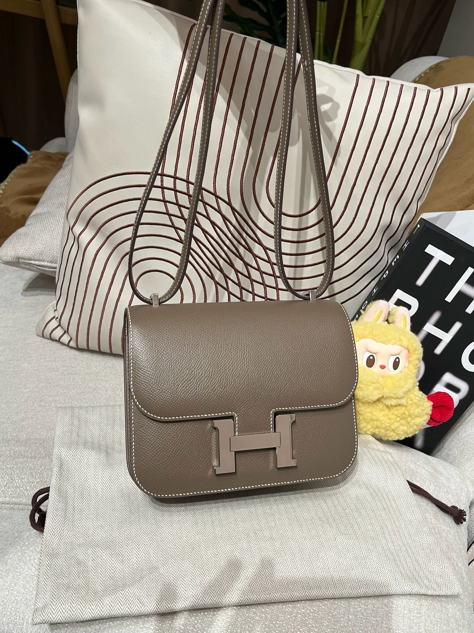 Hermes Constance 19 Mini Stamp Y 100%Authentic, 98%New ✅Dust bag ✅Box