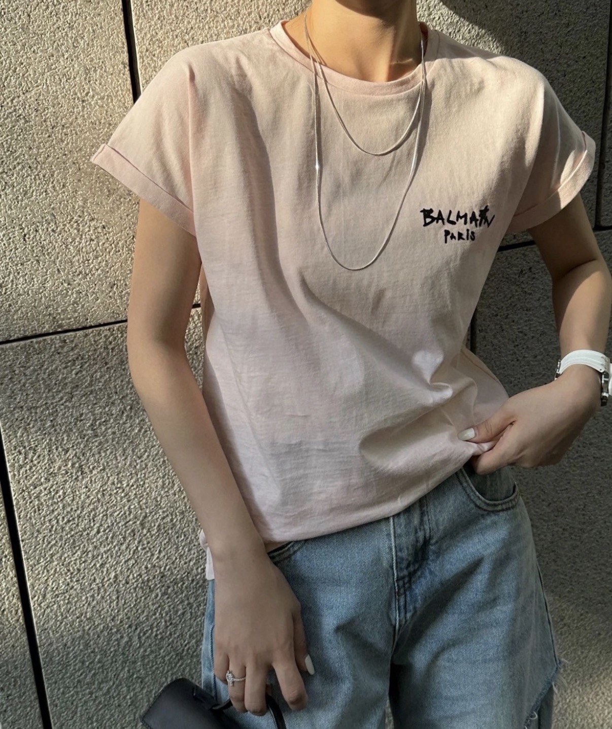BALMAIN 細Logo粉紅色Tee