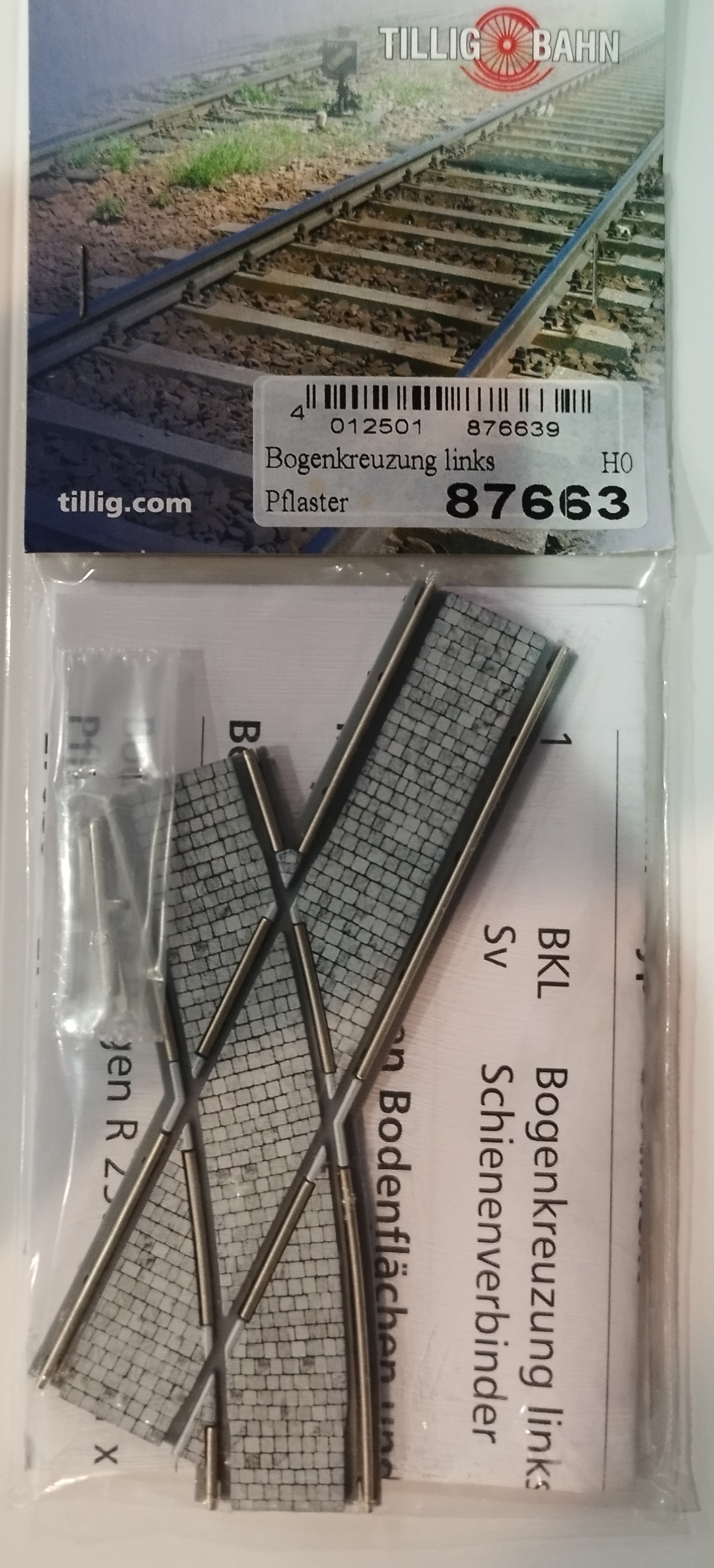 Tillig LUNA HO 彎道交叉 1:87 Curved crossing paving-stones  馬路路軌•城市輕軌•電車路軌