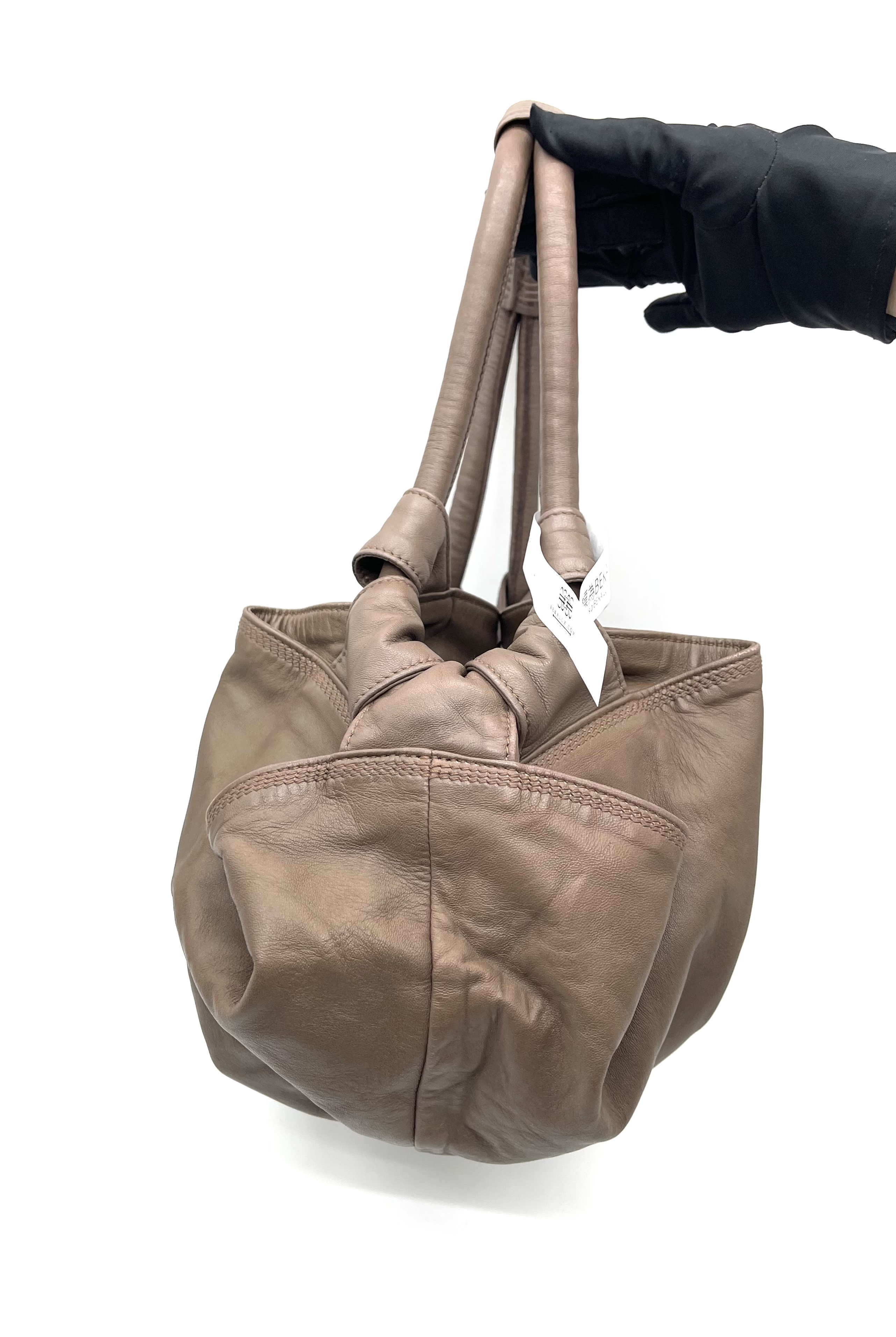 Pre owned Loewe Nappa Aire/ Product Code: 26031018