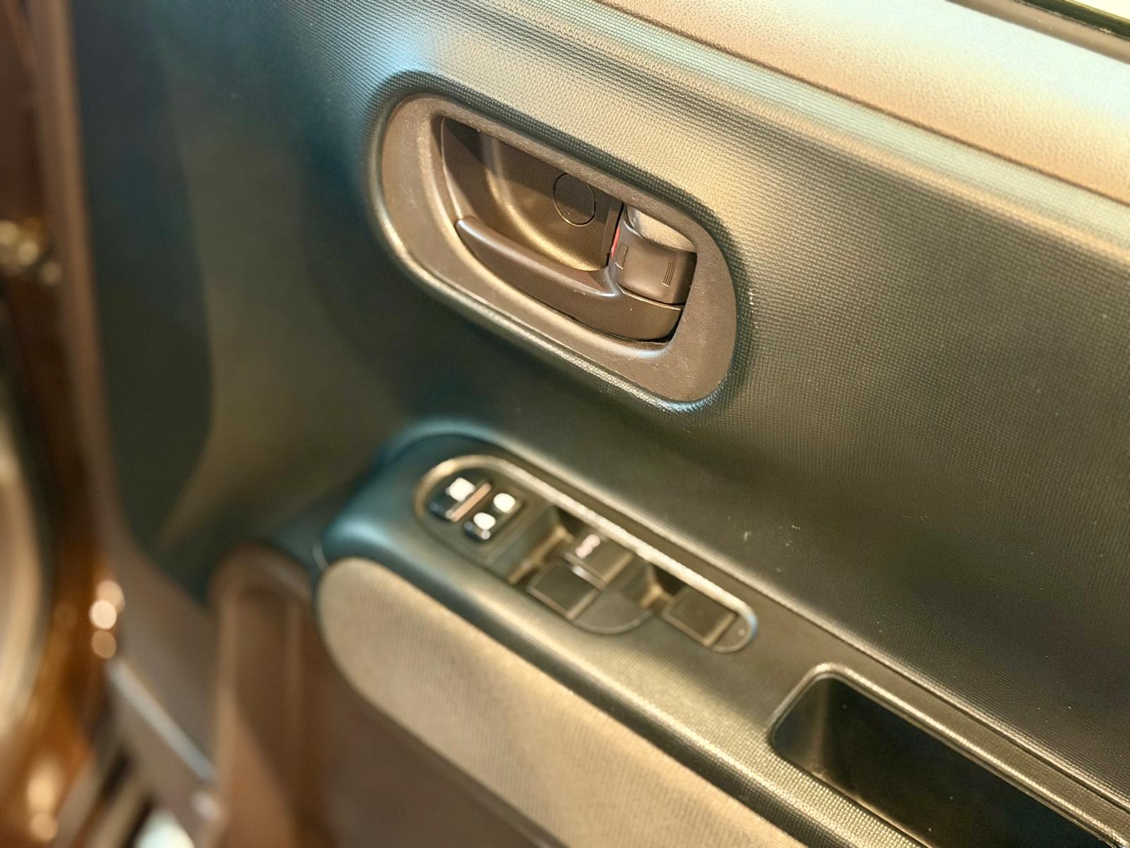 Toyota Spade G 1.5 2013