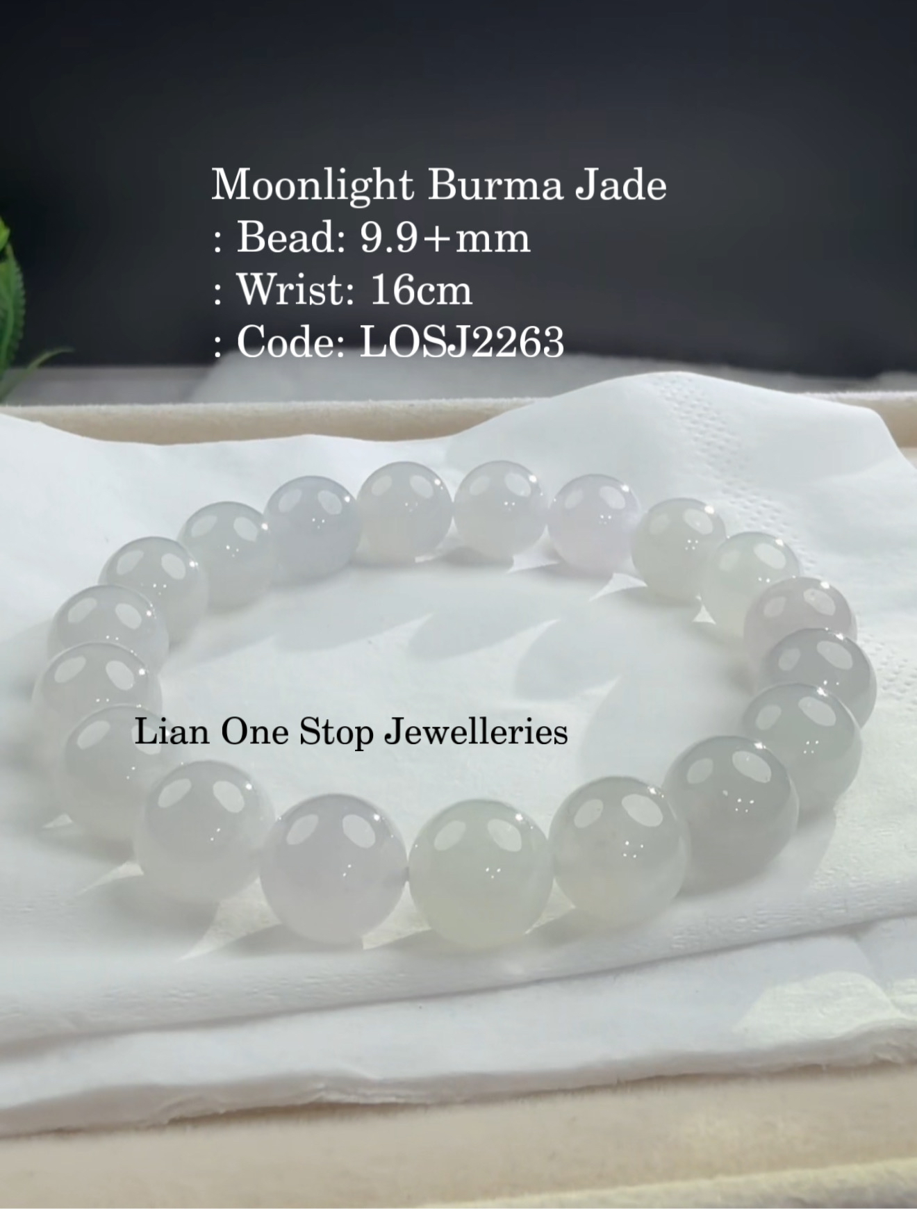 Code: LOSJ2263 Moonlight Burma Jade 9.9mm