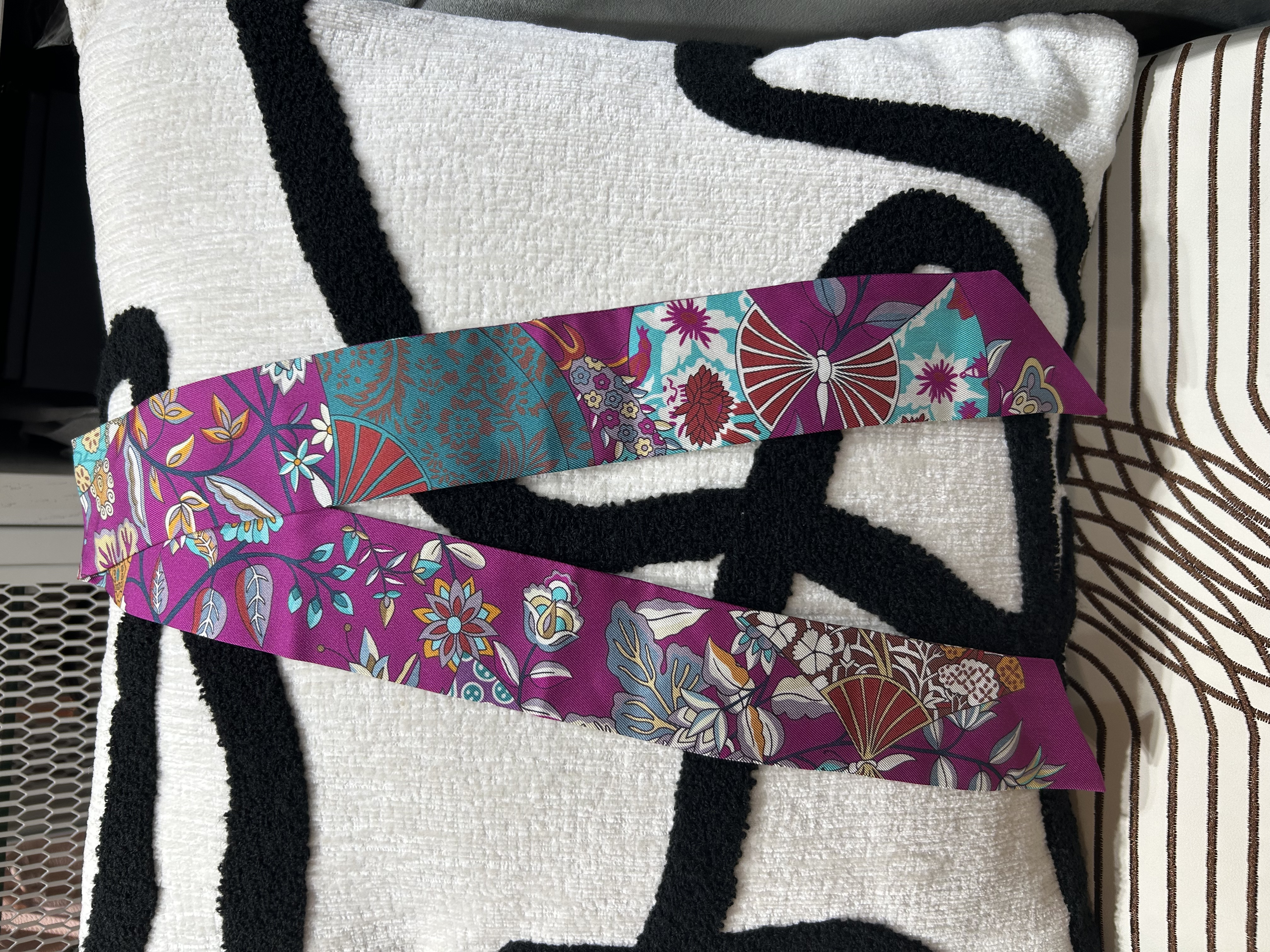 Hermes Twilly 100%authentic, 98%new