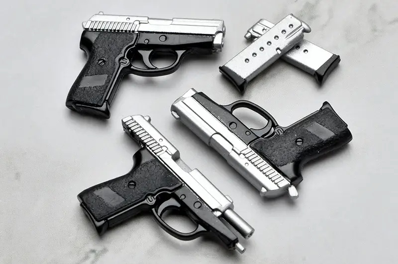 1/12 Little Armory [LA-GG01] GUNSLINGER GIRL Henrietta P90, P239 Type