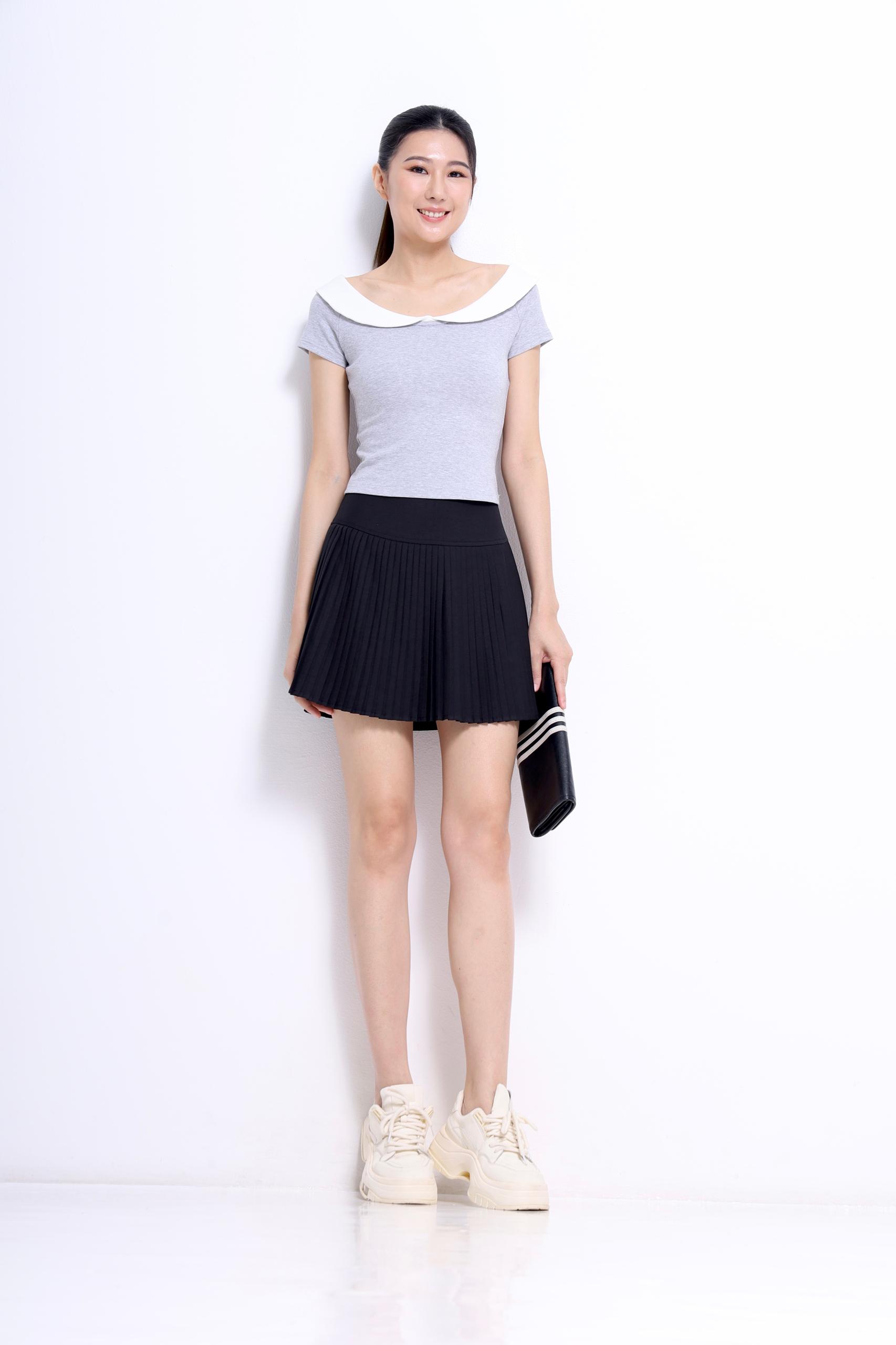 CB2719 Aurora Contrast Collar Knit Top