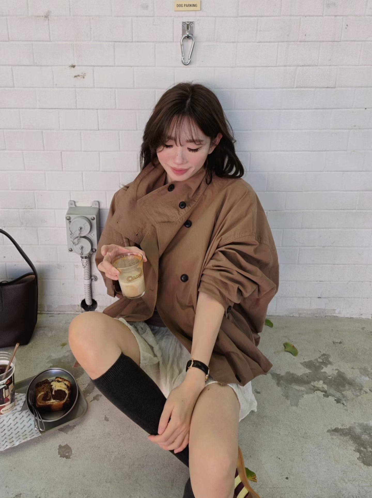 Oversized cropped trench coat