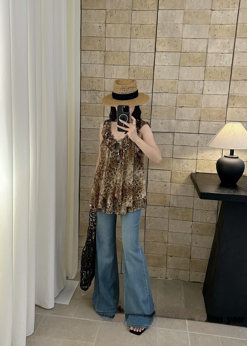 豹纹挂脖上衣 Leopard print halter top 