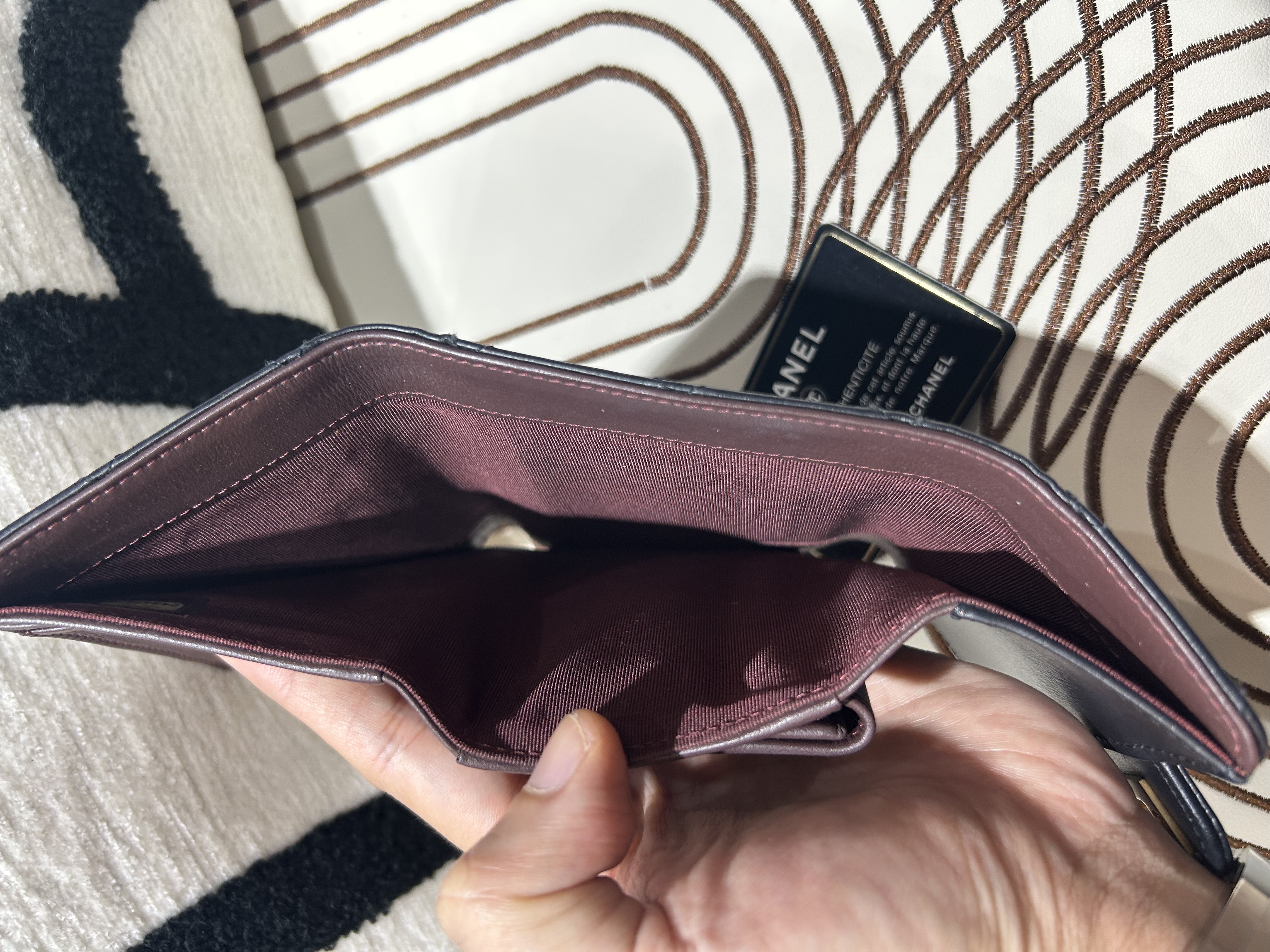 Chanel 2.55 wallet 黑色經典短銀包 100%Authentic,95% new ✅24card