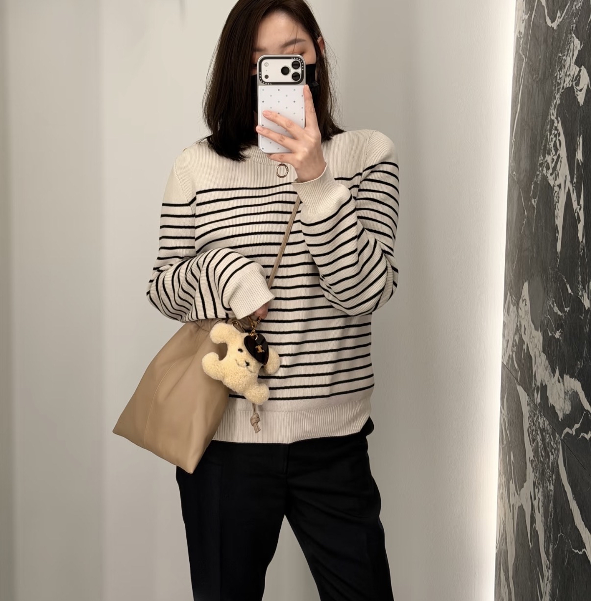 精選貨品優惠💖新款🆕訂貨📮Celine Crystal Pouch  Size 32x29cm