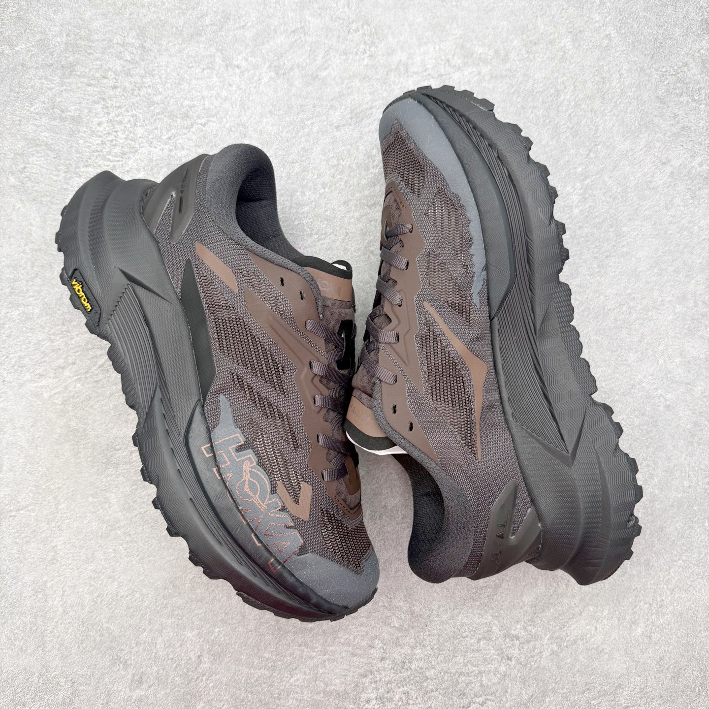 Hoka One One Mafate X