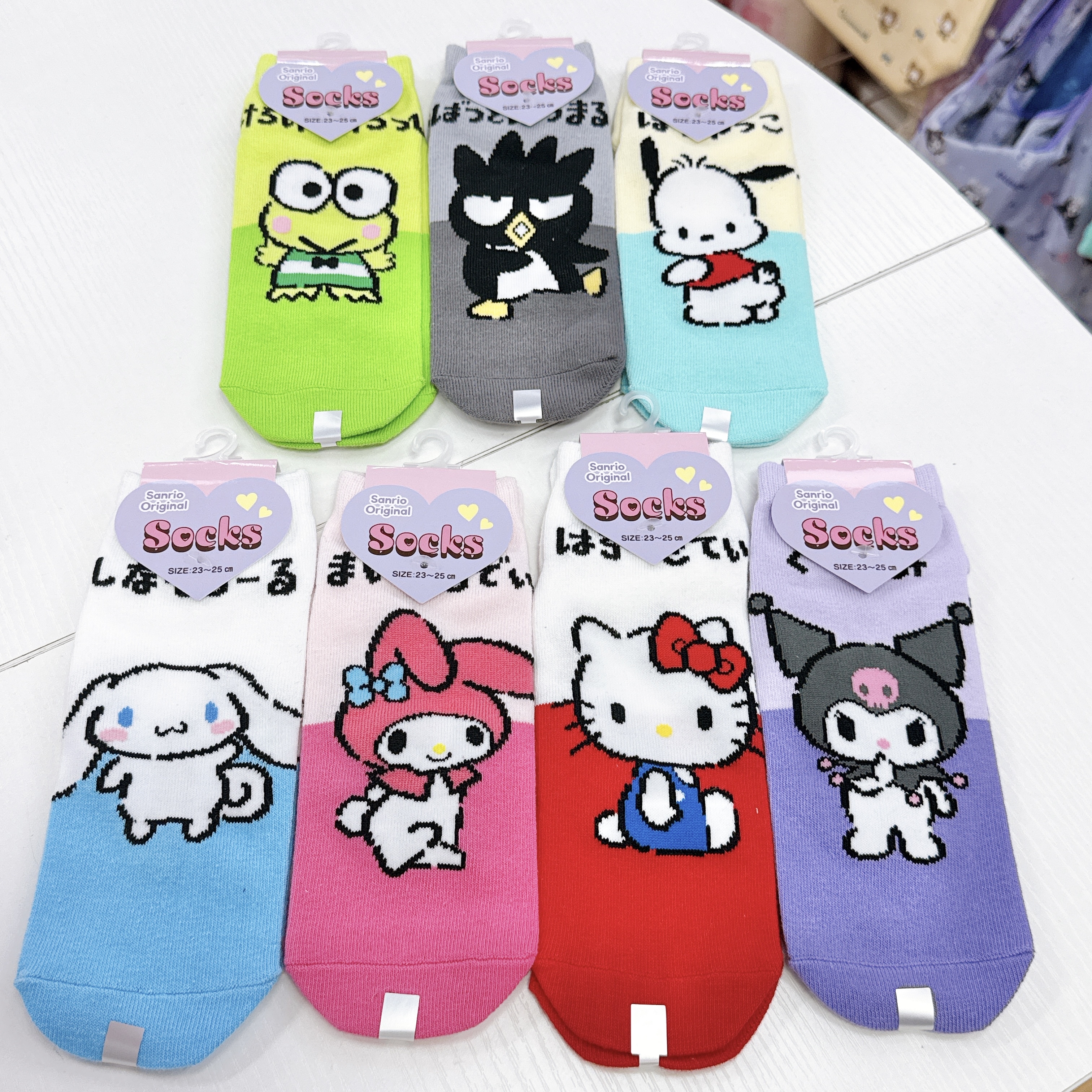 日本版Sanrio 成人襪23至25 cm