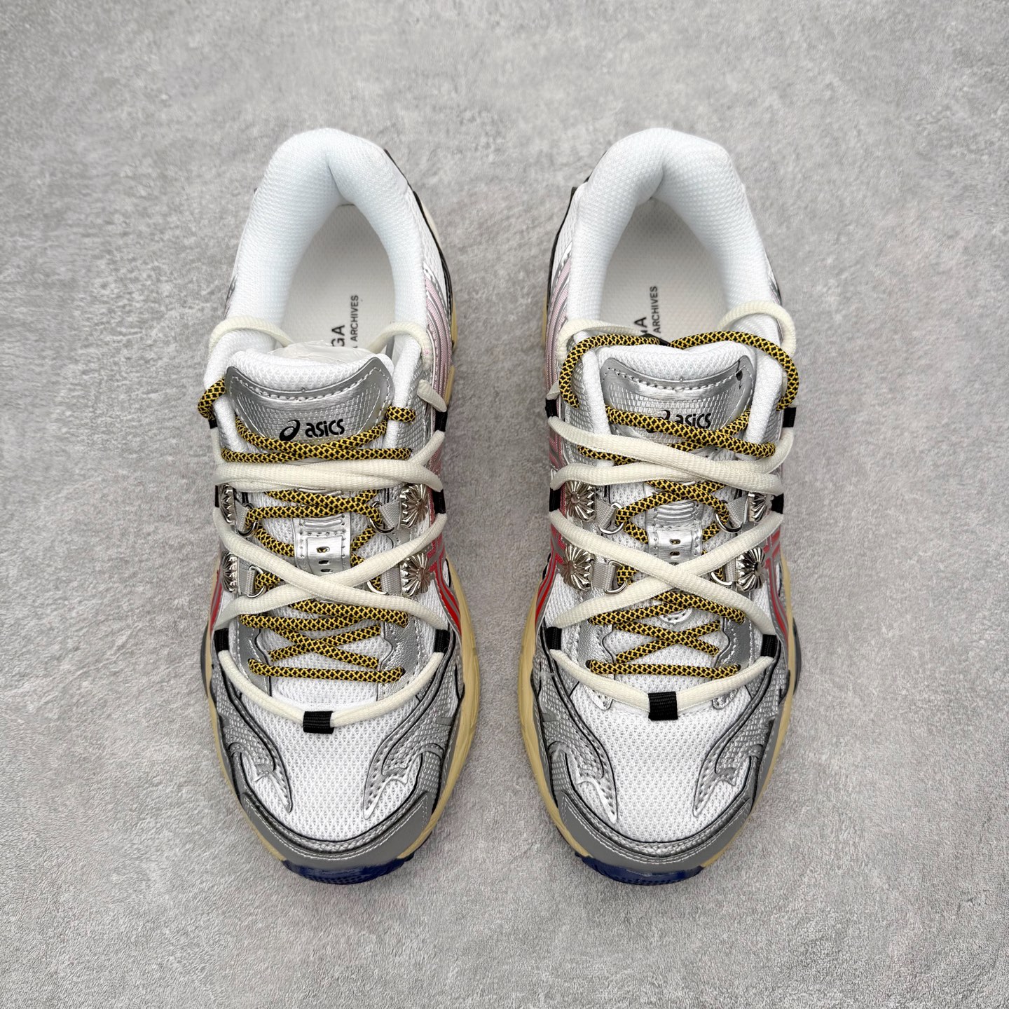 Toga x Asics Gel-Cumulus 16