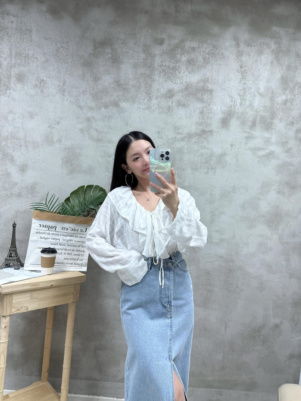 B19 線棉ruffle Top