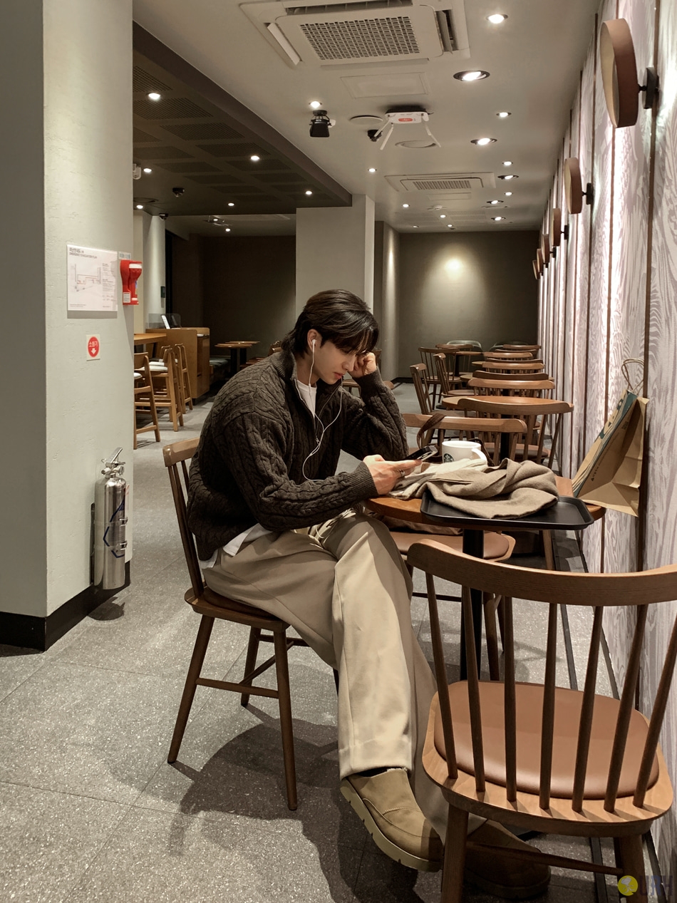 【100%保證韓國直送】秋冬感羊毛混紡側鬆緊寬鬆西褲 Ever Soft Wool Side Banding Wide Slacks RL114704