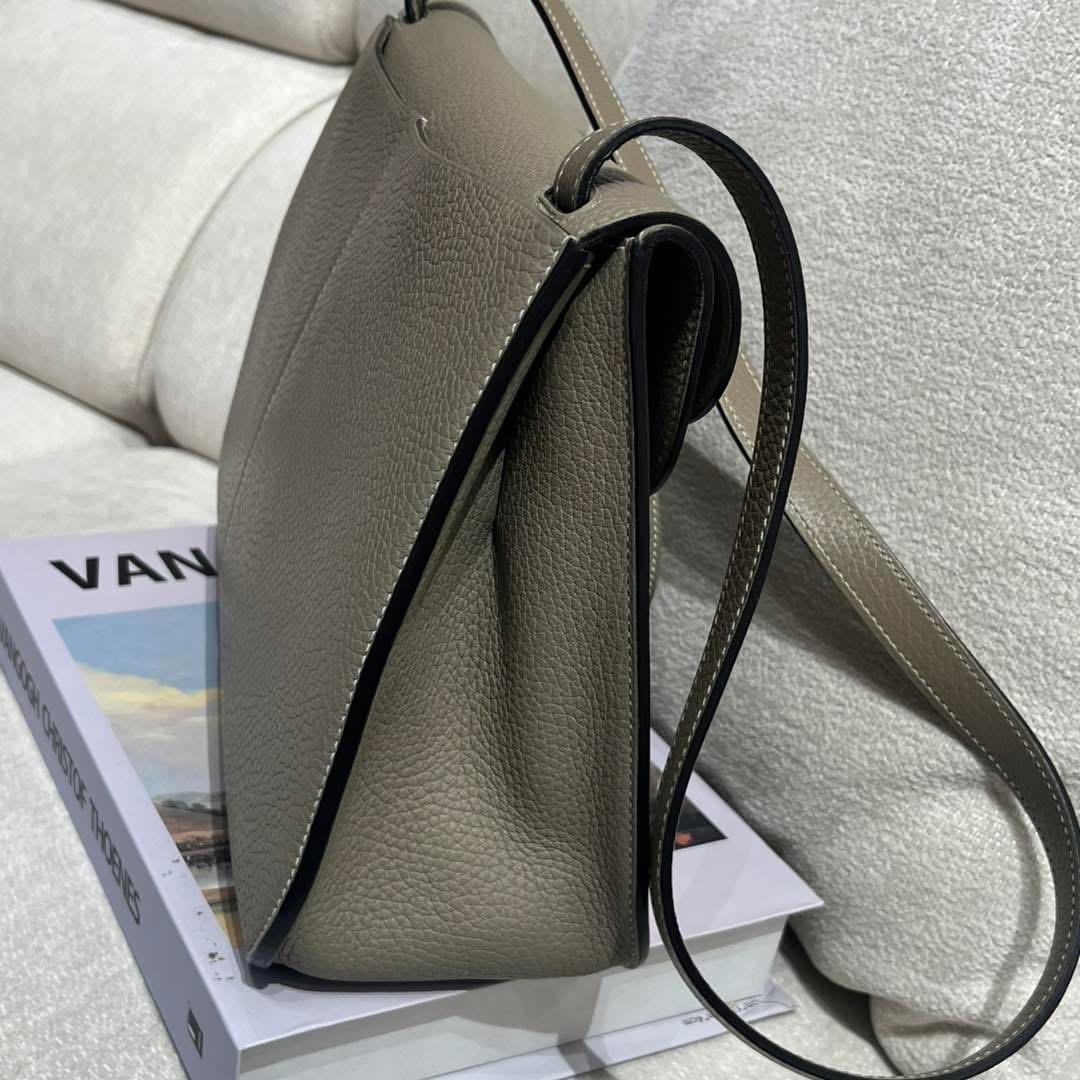 Hermes Halzan 31 鼠尾草綠色Stamp X 100%Authentic, 98%New ✅Dust bag