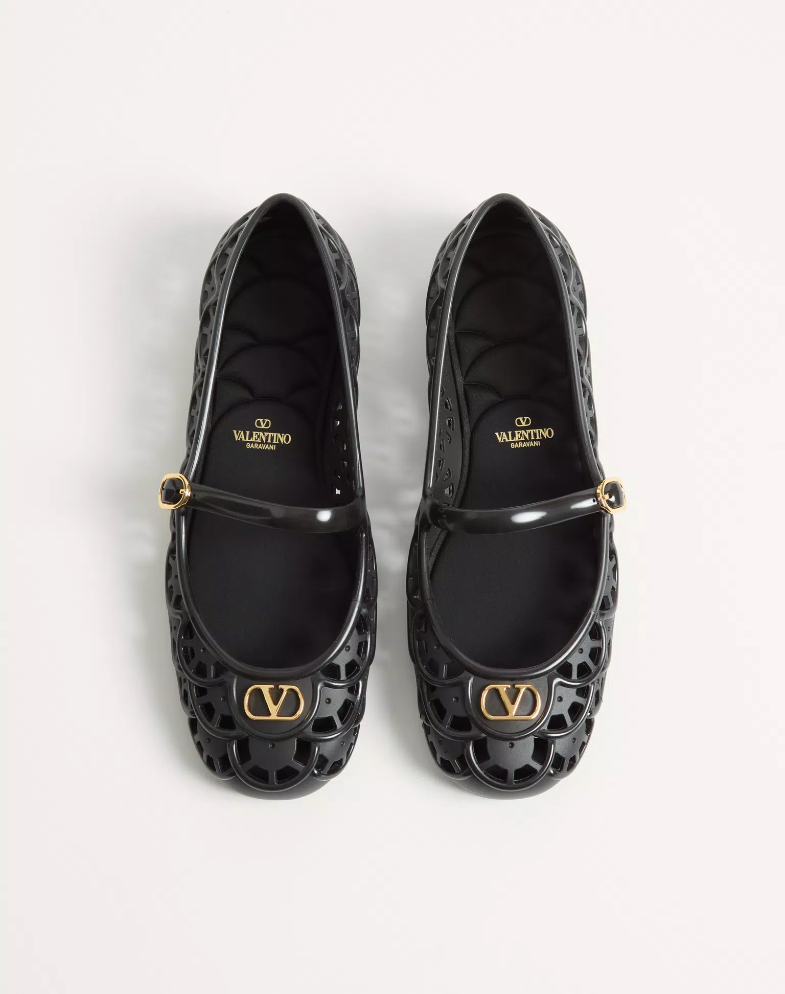 折後✨新款🆕訂貨🍒Valentino 防水jelly flat  落雨可以著！  Size 36/37/38/39/41/42