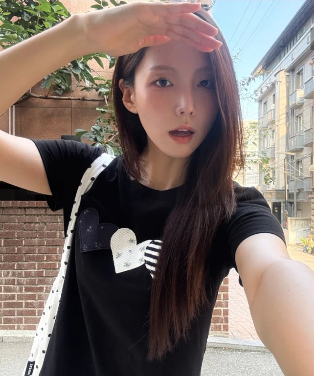 🤍🖤 Rogin & Rosie Heart Patch Cotton T-shirt