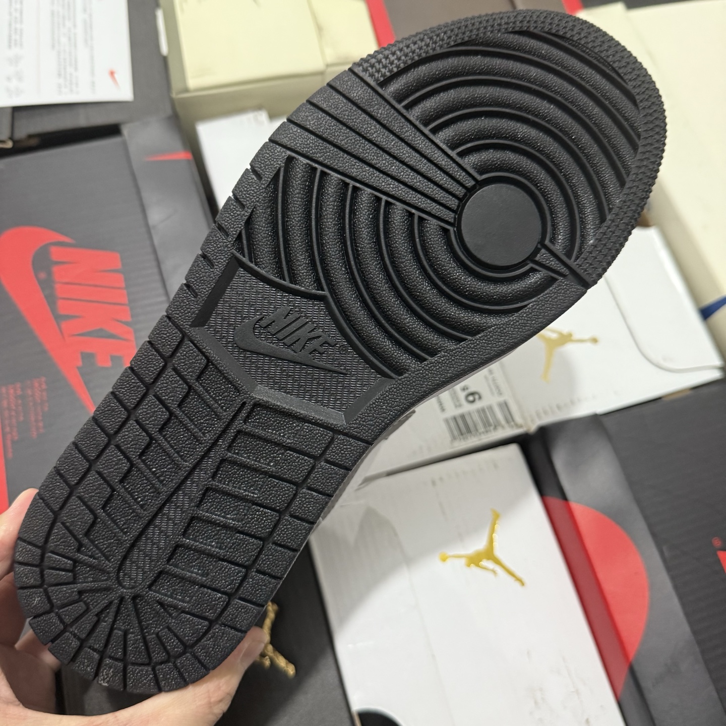 Nike Jordan 1 Low Black Light Smoke Grey Gym Red 553558-040