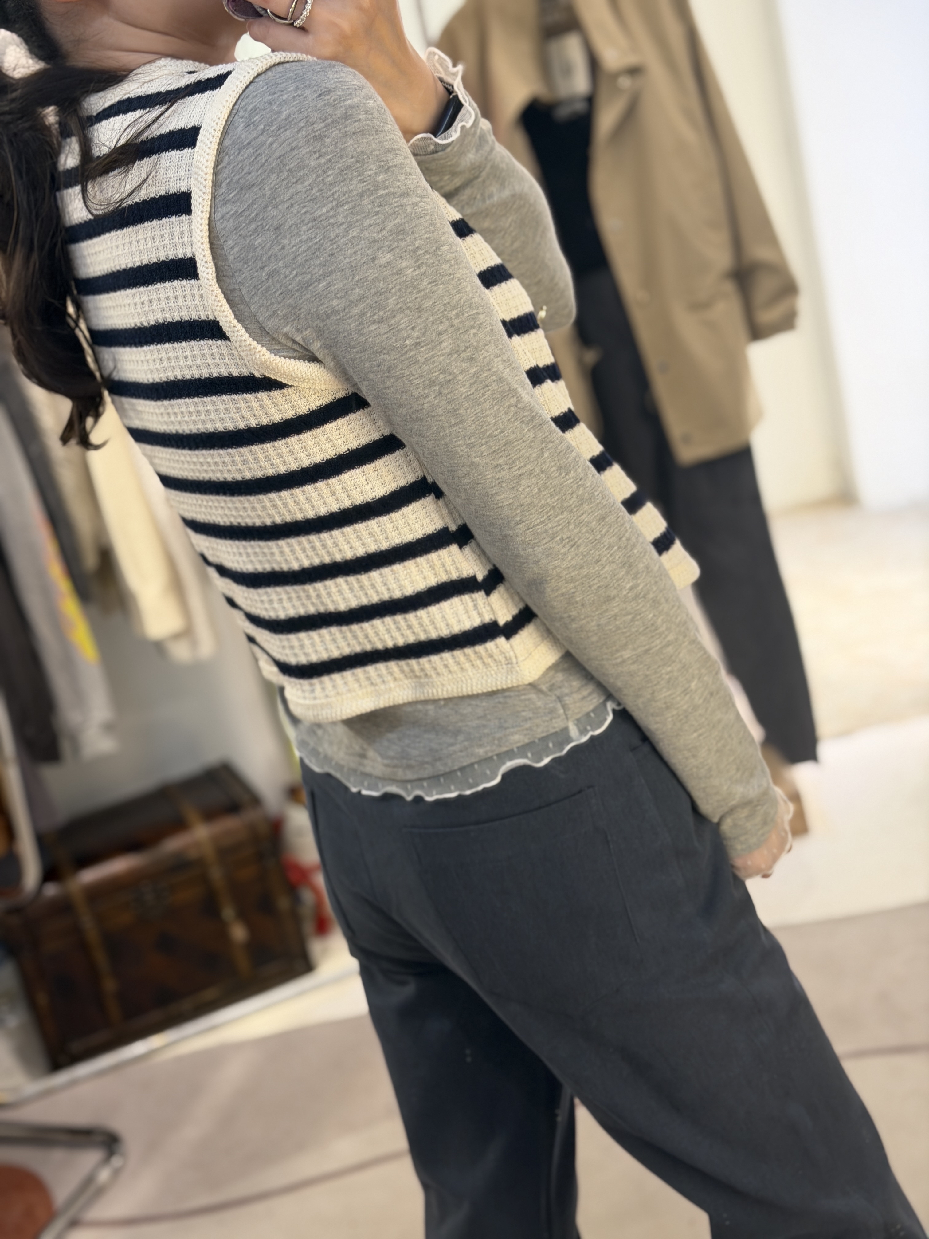 Soft cotton tee w/ details