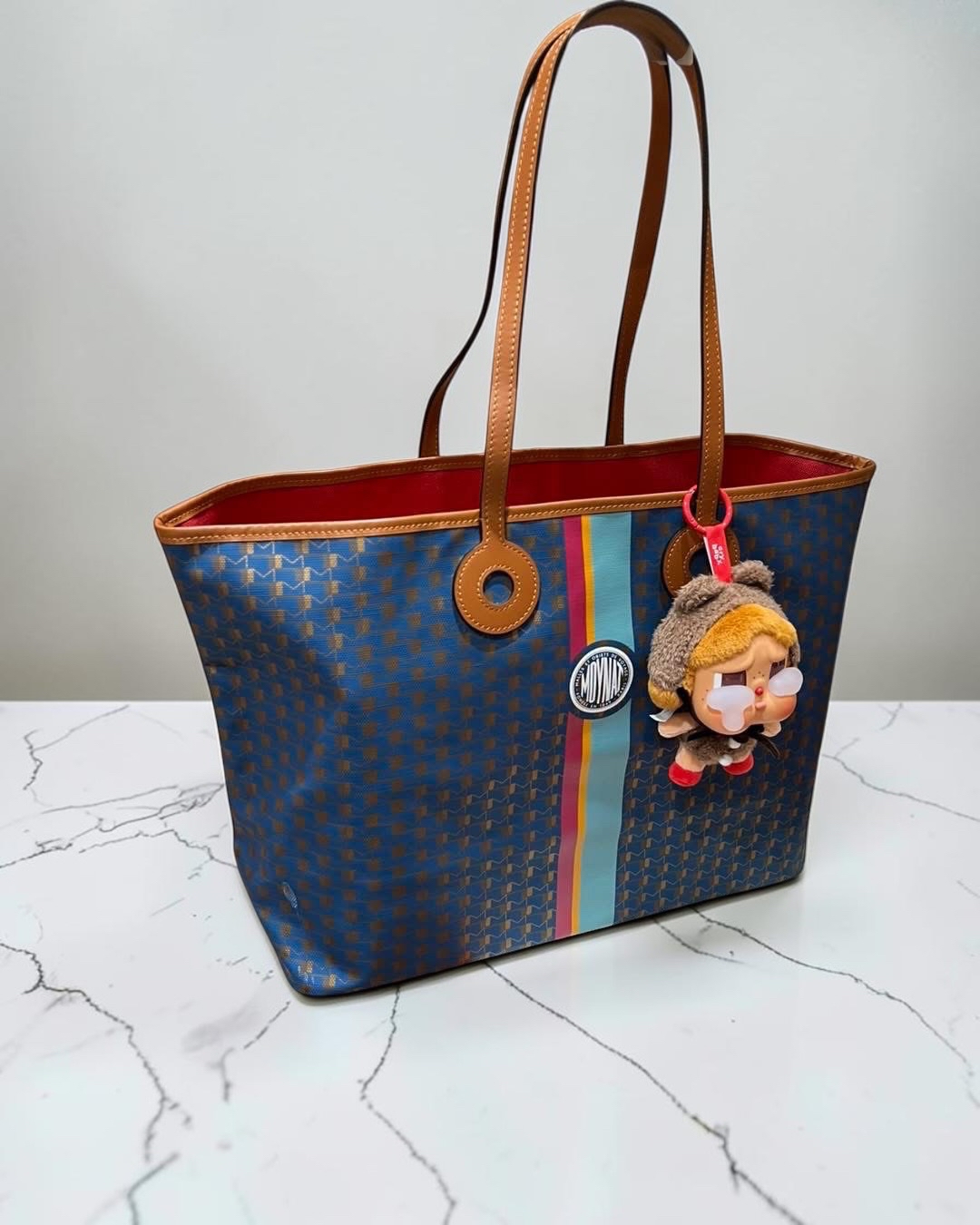 Moynat Oh! Tote Ribbon Duo MM  100%Authentic ,98%new
