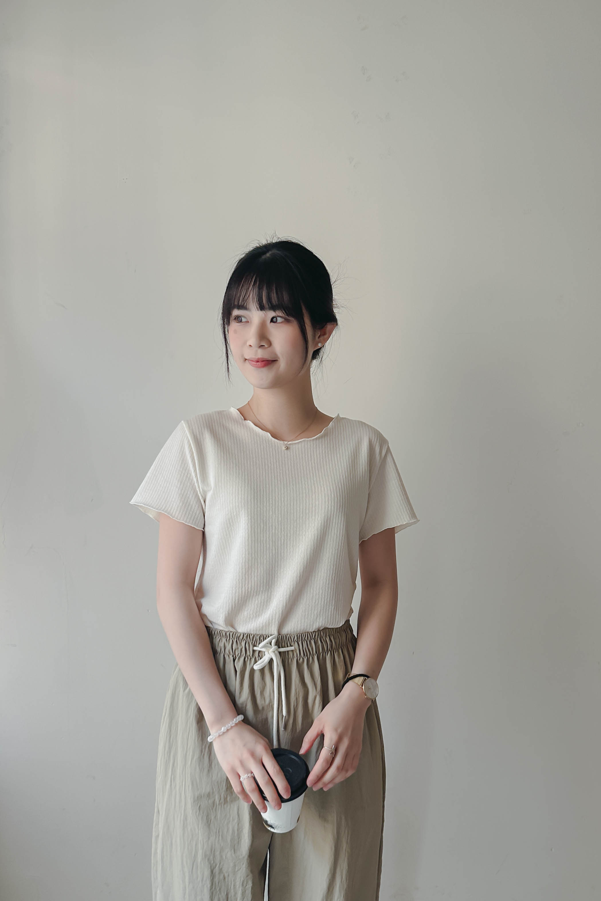 親膚雲朵木耳邊Tee (兩色入)