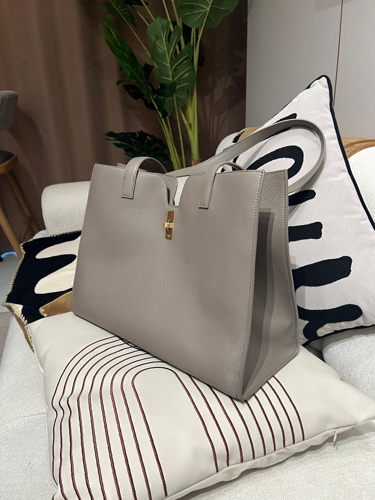 未使用品 Celine 16 Tote Bag 100%Authentic, Unused 未使用品 ✅Key lock ✅Dust Bag