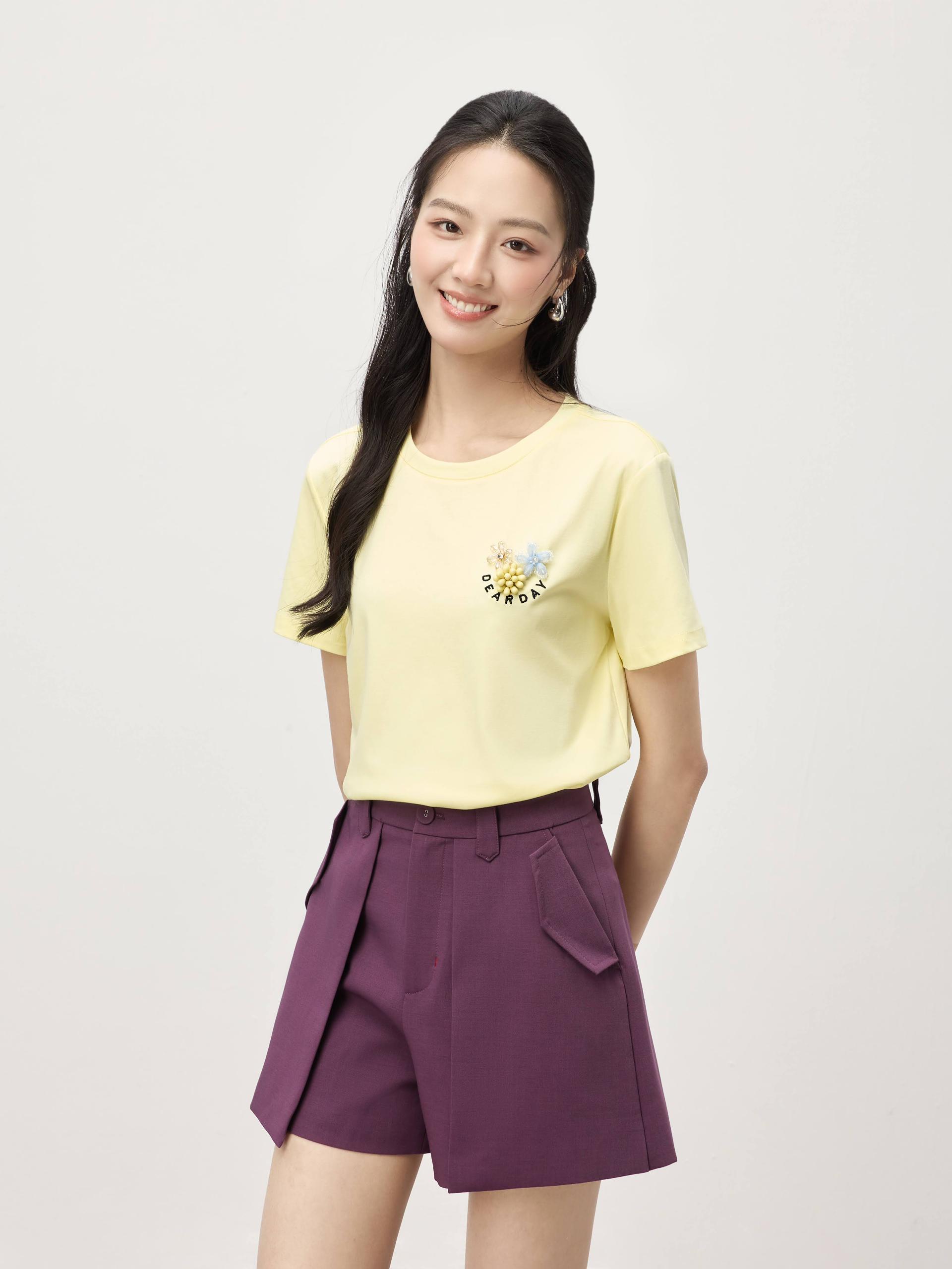 两侧装饰翻盖短裤  P0452