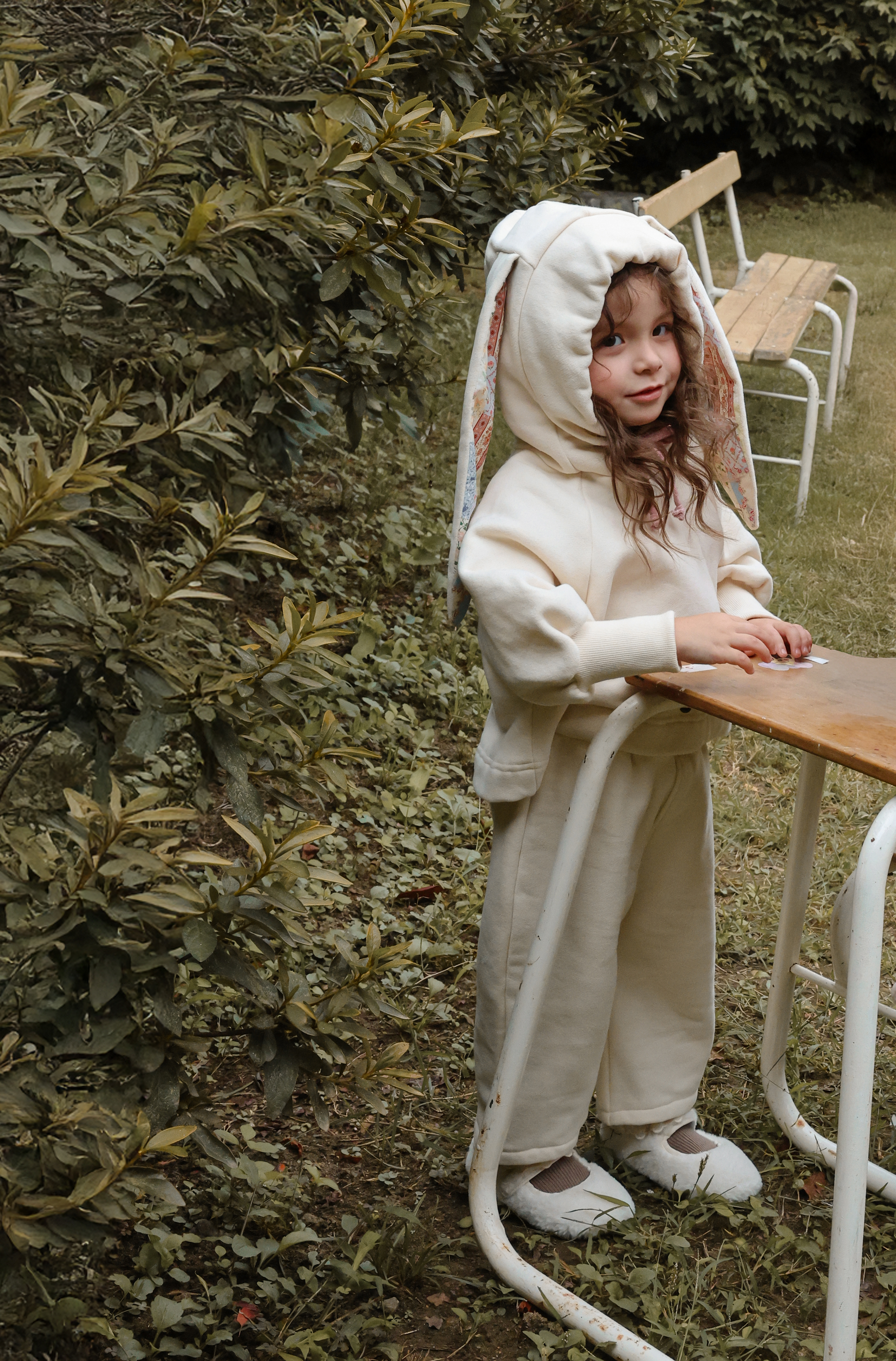 FLO | Bunnies hooded T-shirt